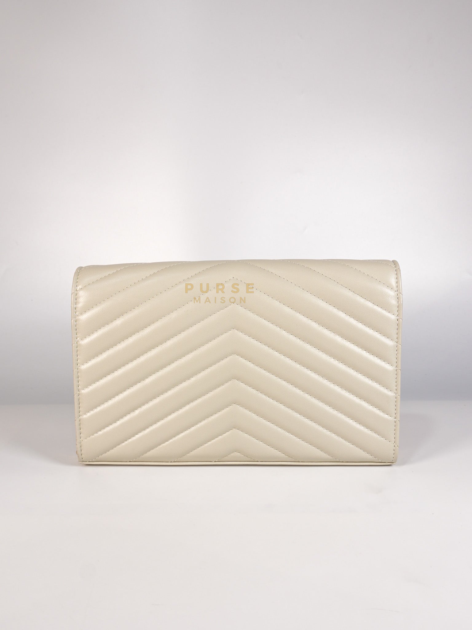 Kate Wallet on Chain in Off White Chevron Quilted Leather | Purse Maison Luxury Bags Shop