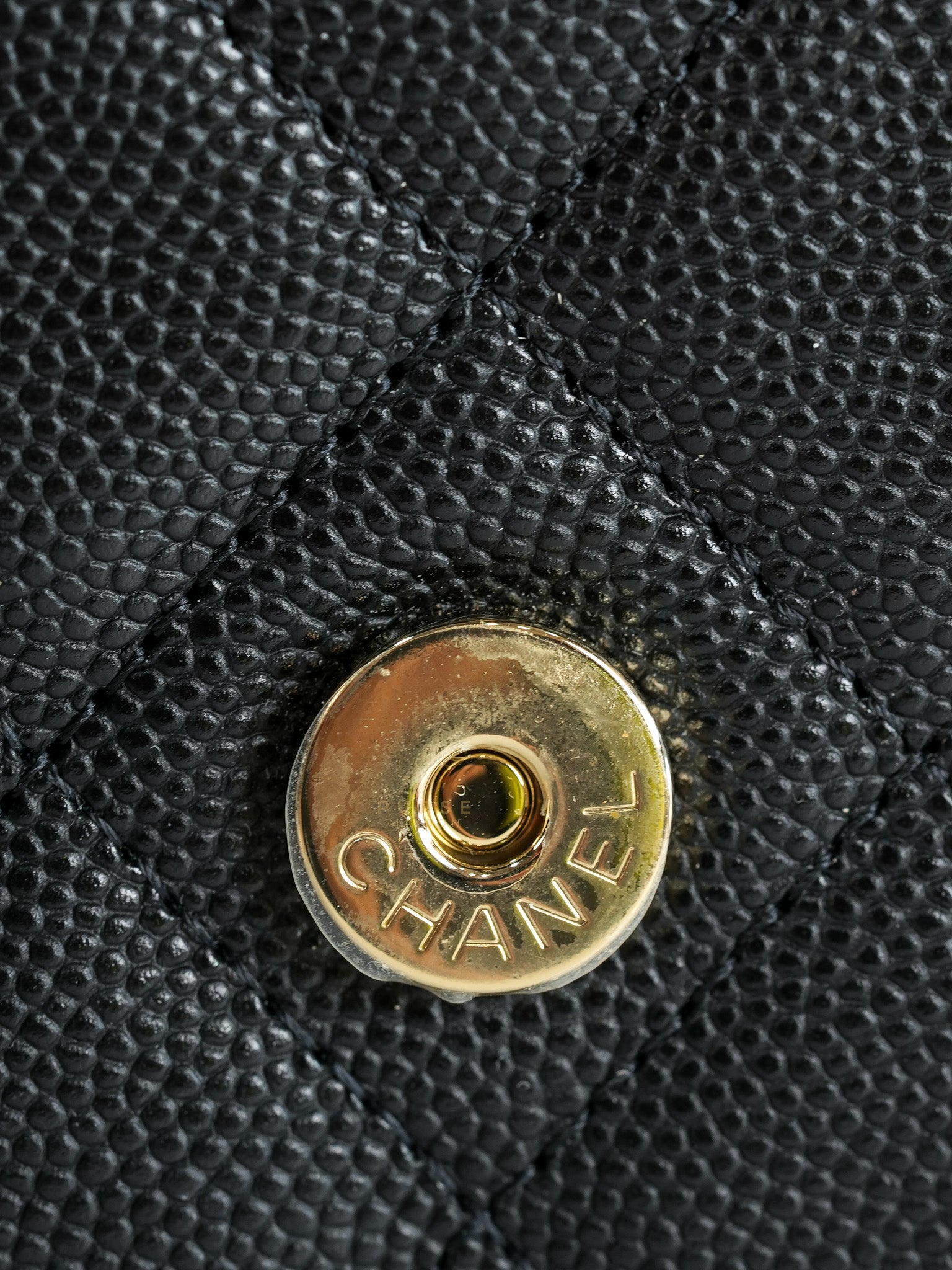 Wallet on Chain Small in Black Caviar Leather(Microchip) | Purse Maison Luxury Bags Shop