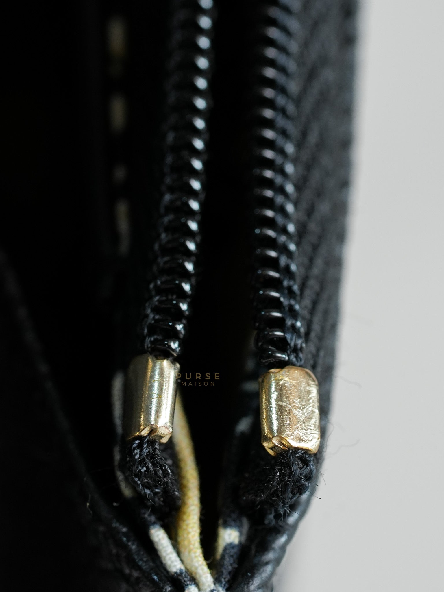 Wallet on Chain Small in Black Caviar Leather(Microchip) | Purse Maison Luxury Bags Shop