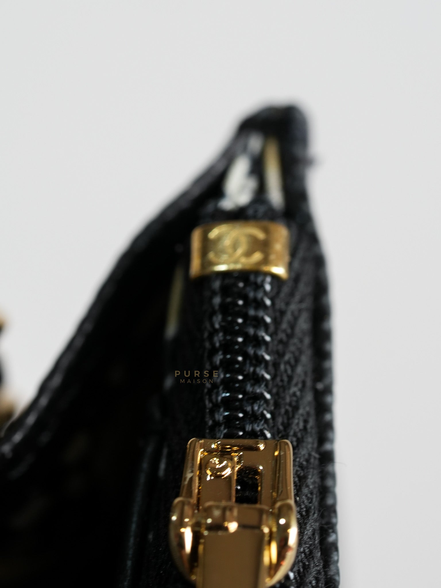 Wallet on Chain Small in Black Caviar Leather(Microchip) | Purse Maison Luxury Bags Shop