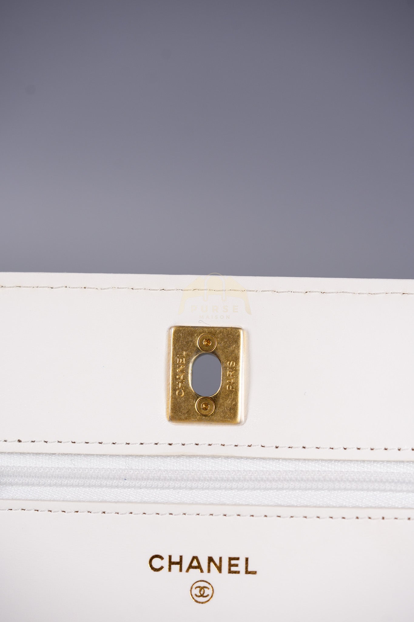 Wallet On Chain (WOC) Double Chain in White Lambskin Leather and Aged Gold Hardware (Microchip) | Purse Maison Luxury Bags Shop