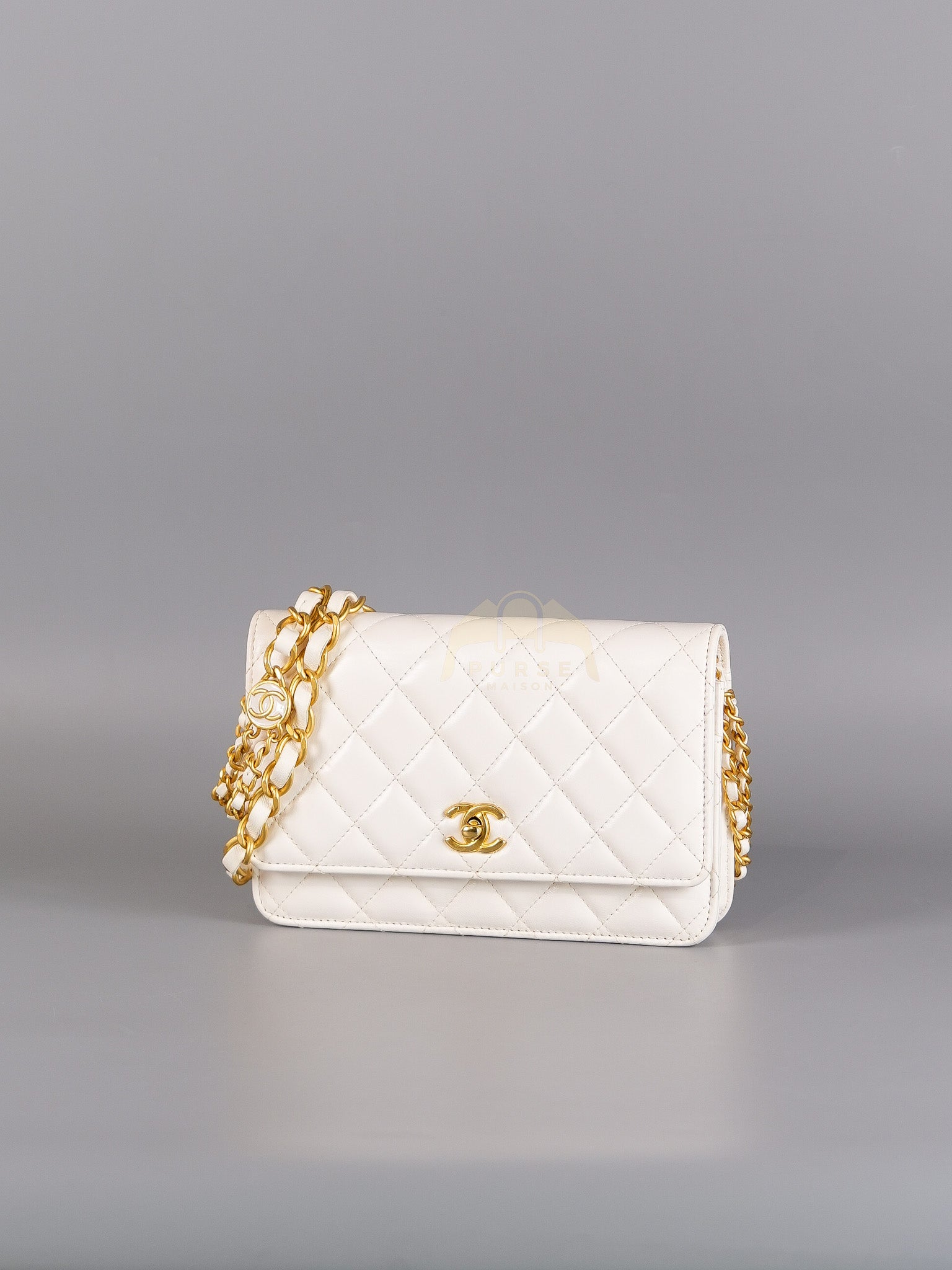 Wallet On Chain (WOC) Double Chain in White Lambskin Leather and Aged Gold Hardware (Microchip) | Purse Maison Luxury Bags Shop
