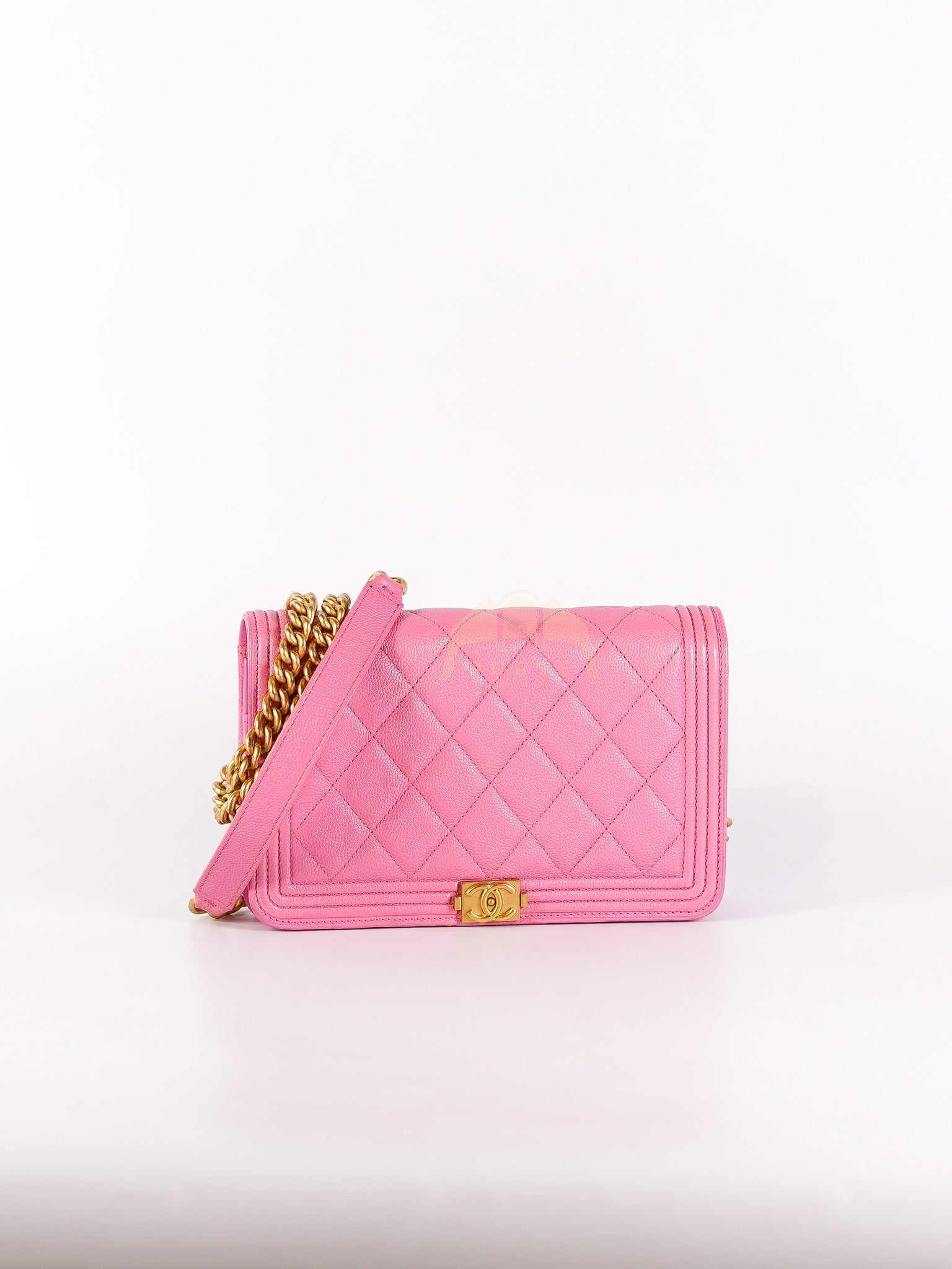 Wallet On Chain (WOC) in Pink Quilted Caviar Leather and Aged Gold Hardware Series 31 | Purse Maison Luxury Bags Shop