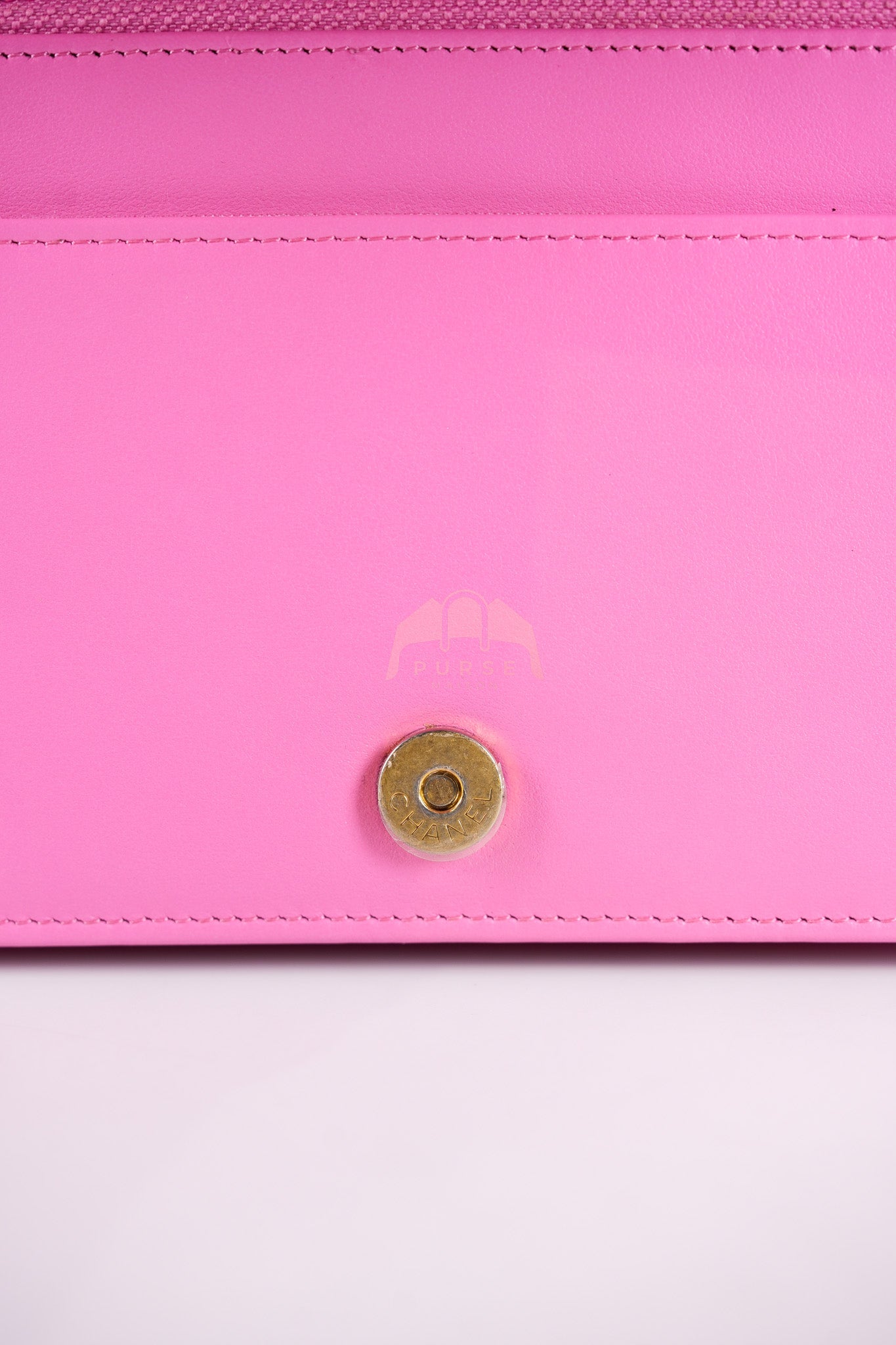 Wallet On Chain (WOC) in Pink Quilted Caviar Leather and Aged Gold Hardware Series 31 | Purse Maison Luxury Bags Shop