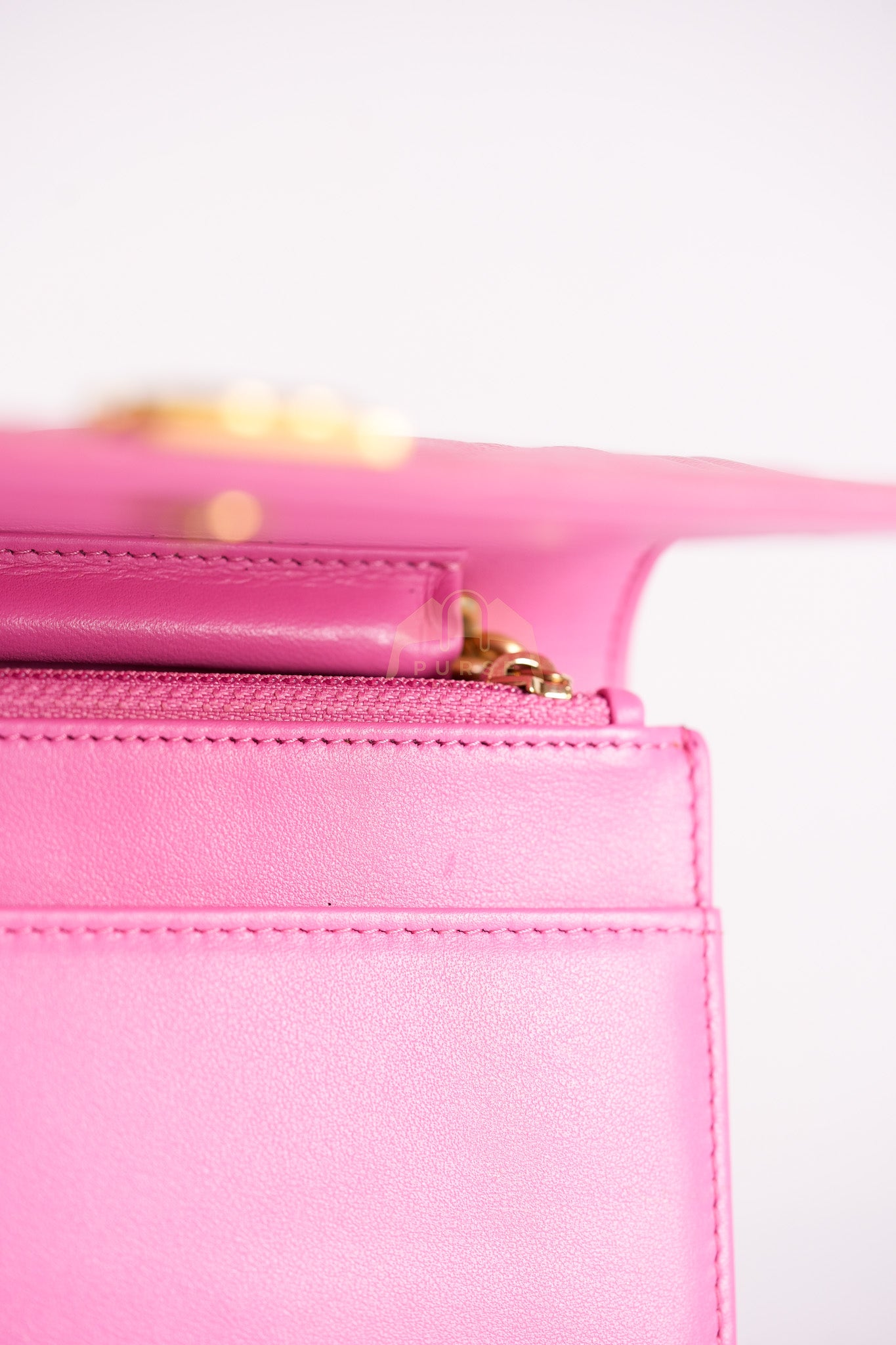 Wallet On Chain (WOC) in Pink Quilted Caviar Leather and Aged Gold Hardware Series 31 | Purse Maison Luxury Bags Shop