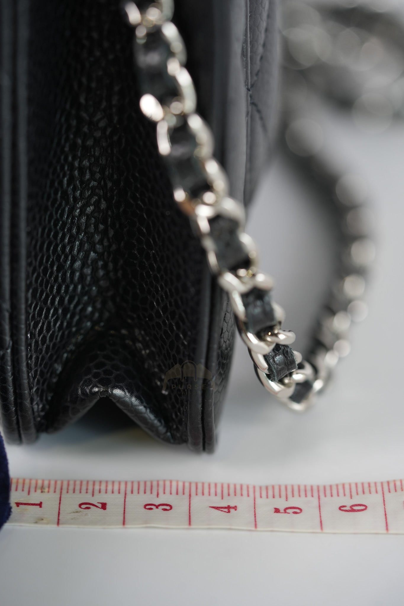 Wallet On Chain (WOC) in Quilted Caviar Leather and Silver Hardware (Microchip) | Purse Maison Luxury Bags Shop