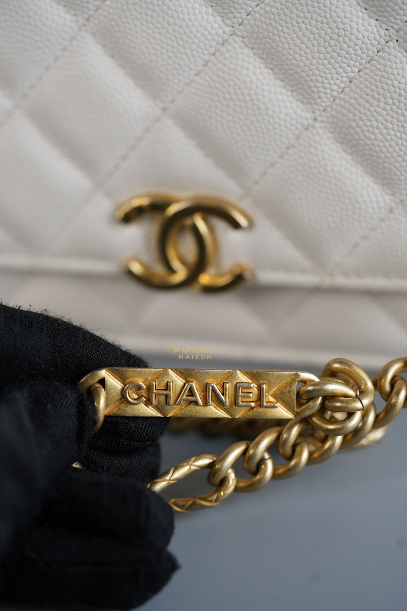 Wallet on Chain (WOC) in White Caviar Leather & Aged Gold Hardware (Microchip) | Purse Maison Luxury Bags Shop