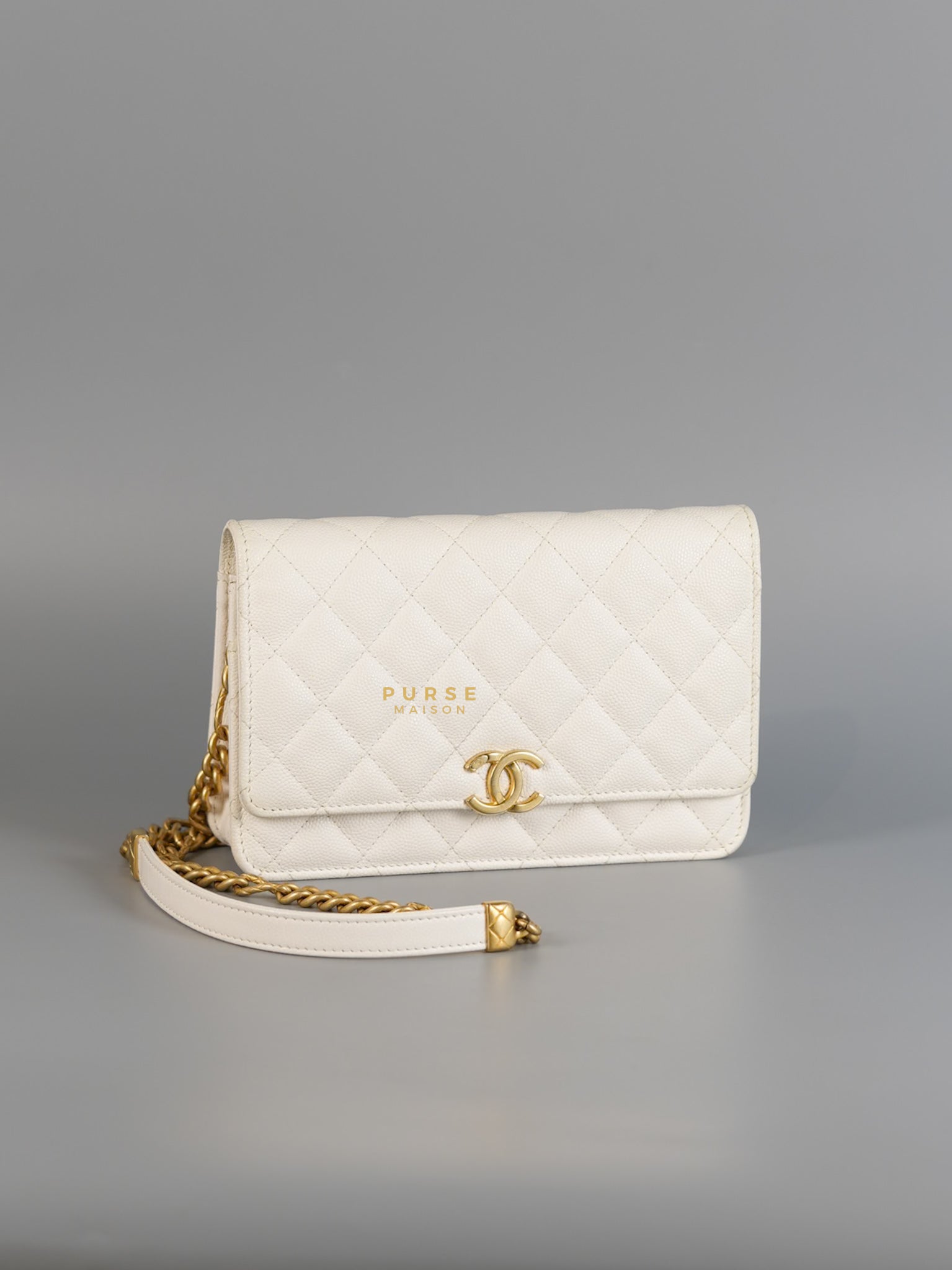 Wallet on Chain (WOC) in White Caviar Leather & Aged Gold Hardware (Microchip) | Purse Maison Luxury Bags Shop