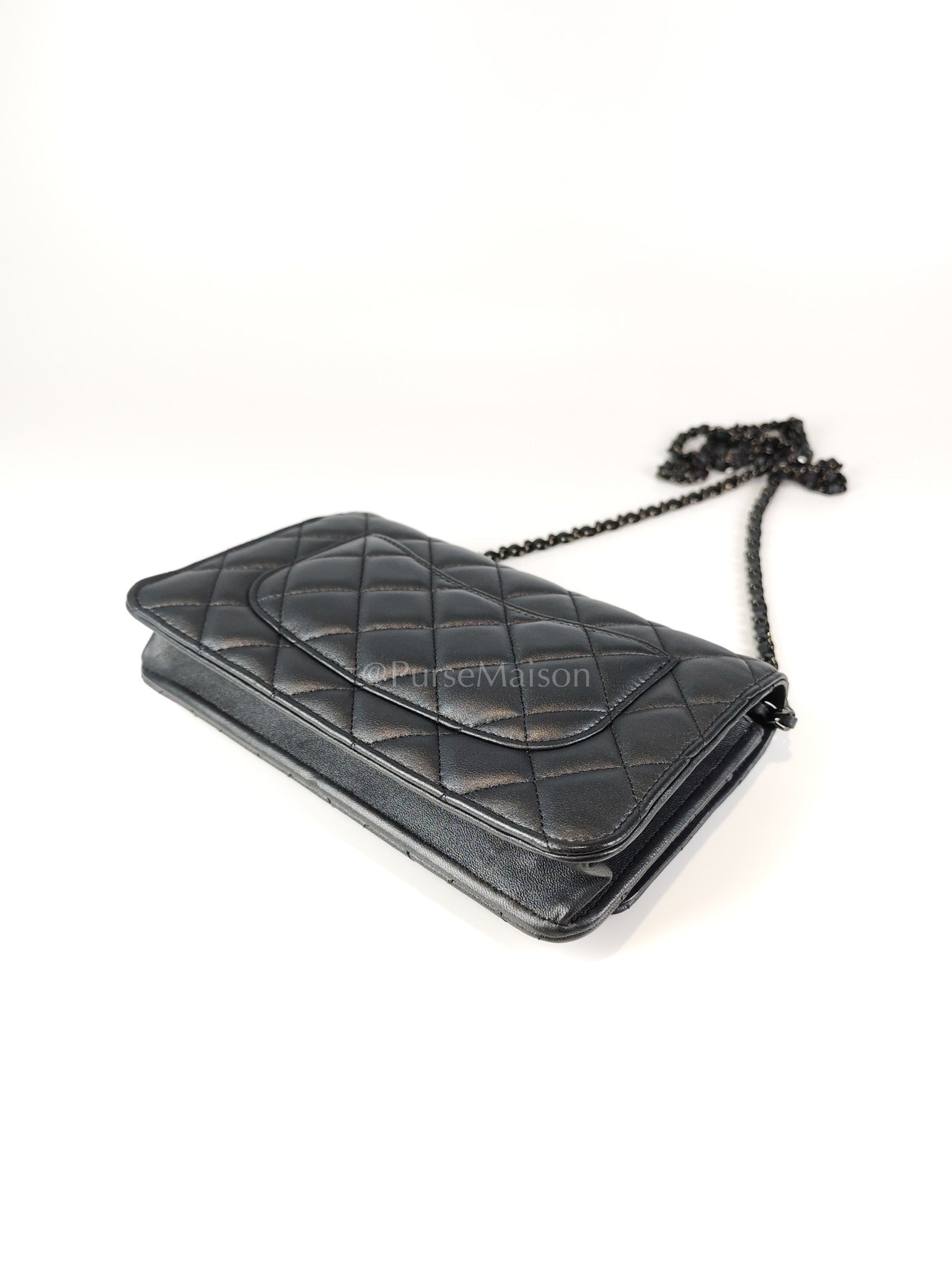 Wallet On Chain (WOC) So Black in Iridescent Lambskin Leather (Microchip) | Purse Maison Luxury Bags Shop