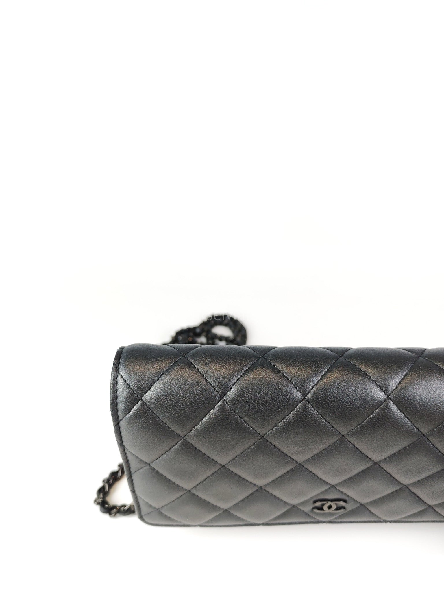 Wallet On Chain (WOC) So Black in Iridescent Lambskin Leather (Microchip) | Purse Maison Luxury Bags Shop