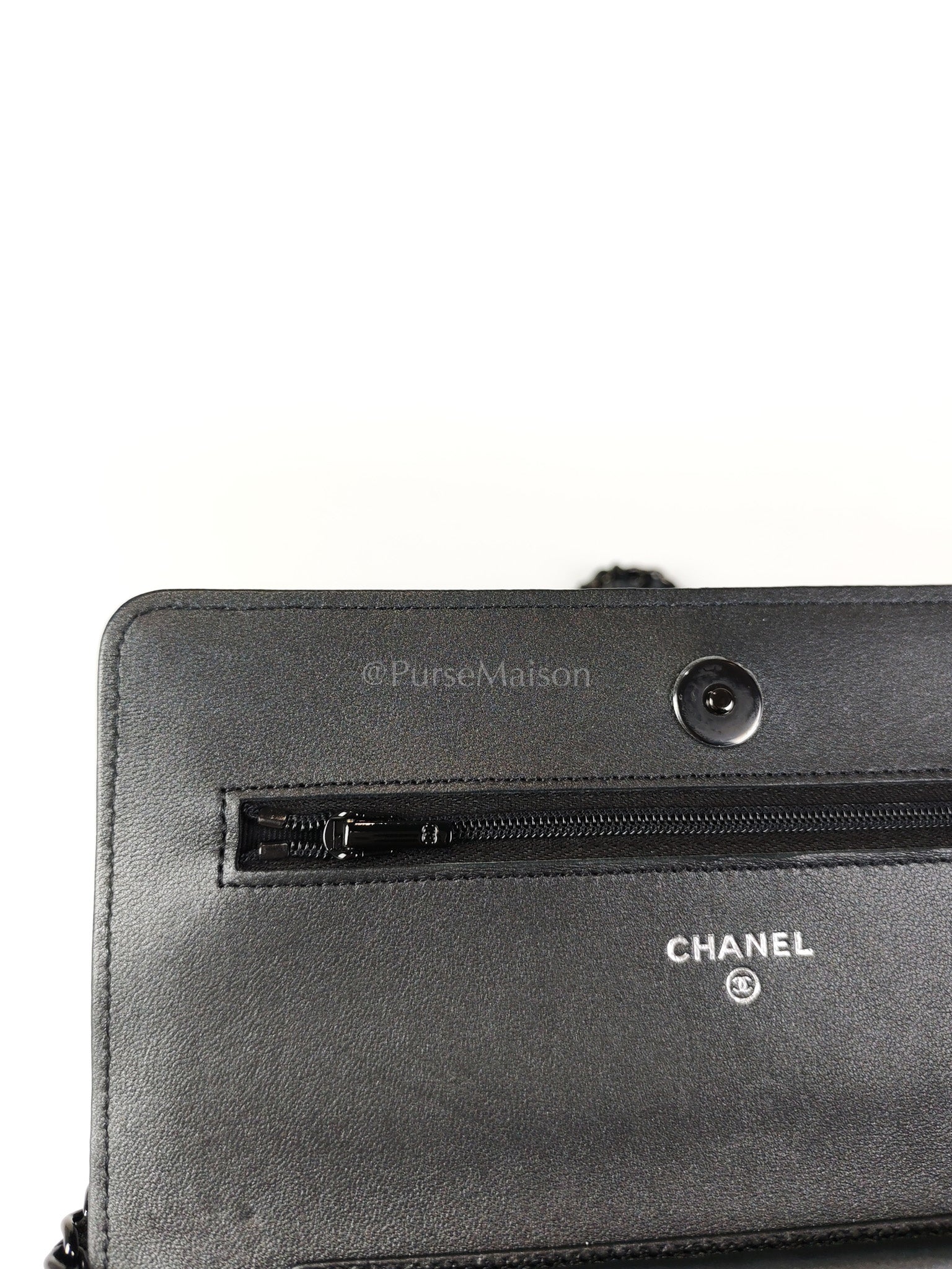 Wallet On Chain (WOC) So Black in Iridescent Lambskin Leather (Microchip) | Purse Maison Luxury Bags Shop