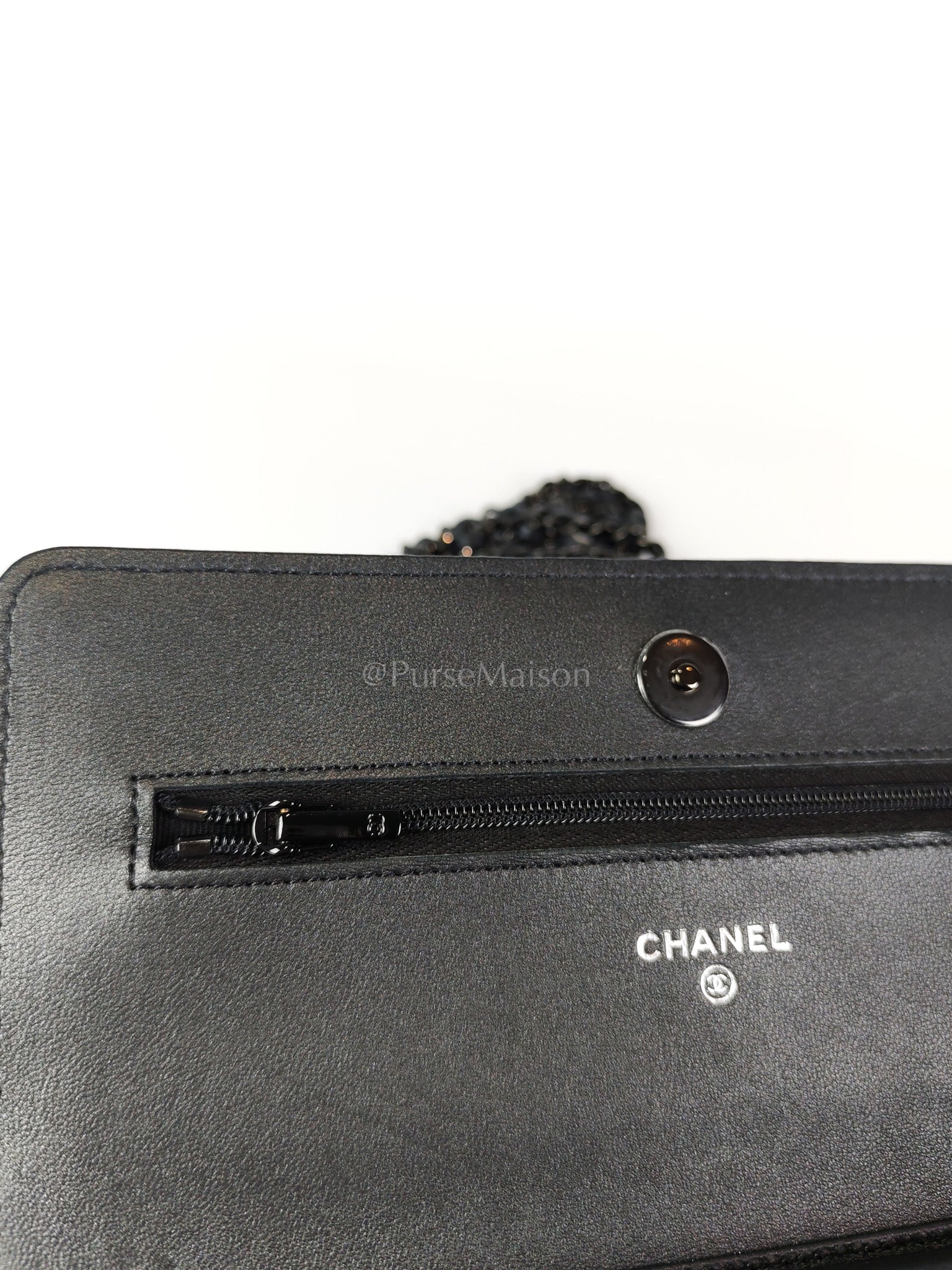 Wallet On Chain (WOC) So Black in Iridescent Lambskin Leather (Microchip) | Purse Maison Luxury Bags Shop