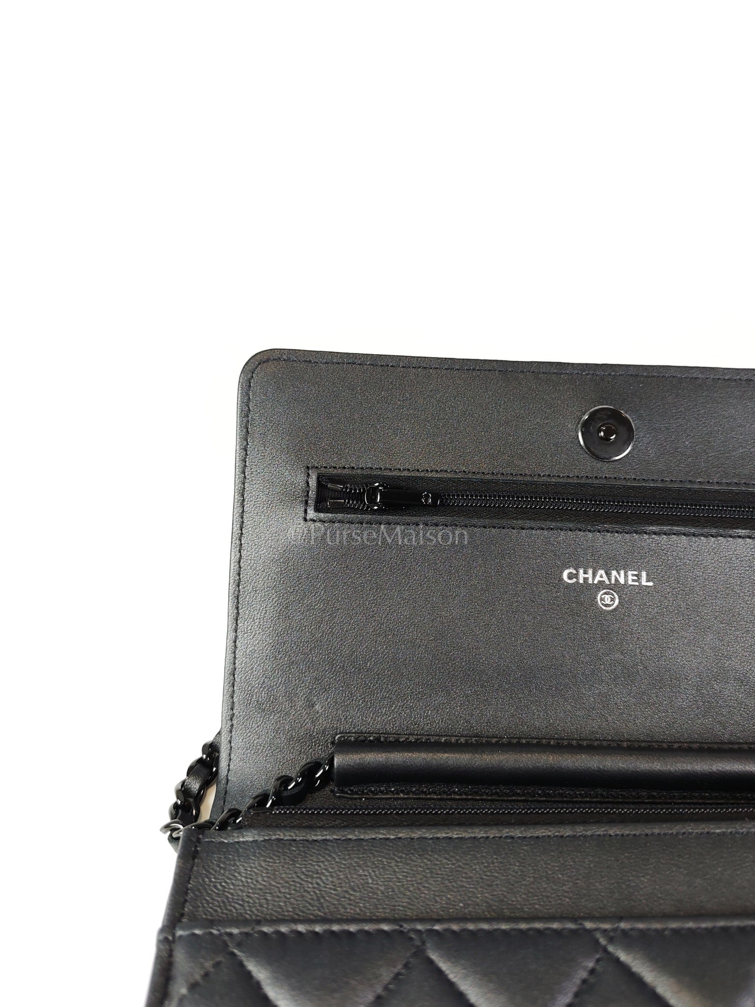 Wallet On Chain (WOC) So Black in Iridescent Lambskin Leather (Microchip) | Purse Maison Luxury Bags Shop