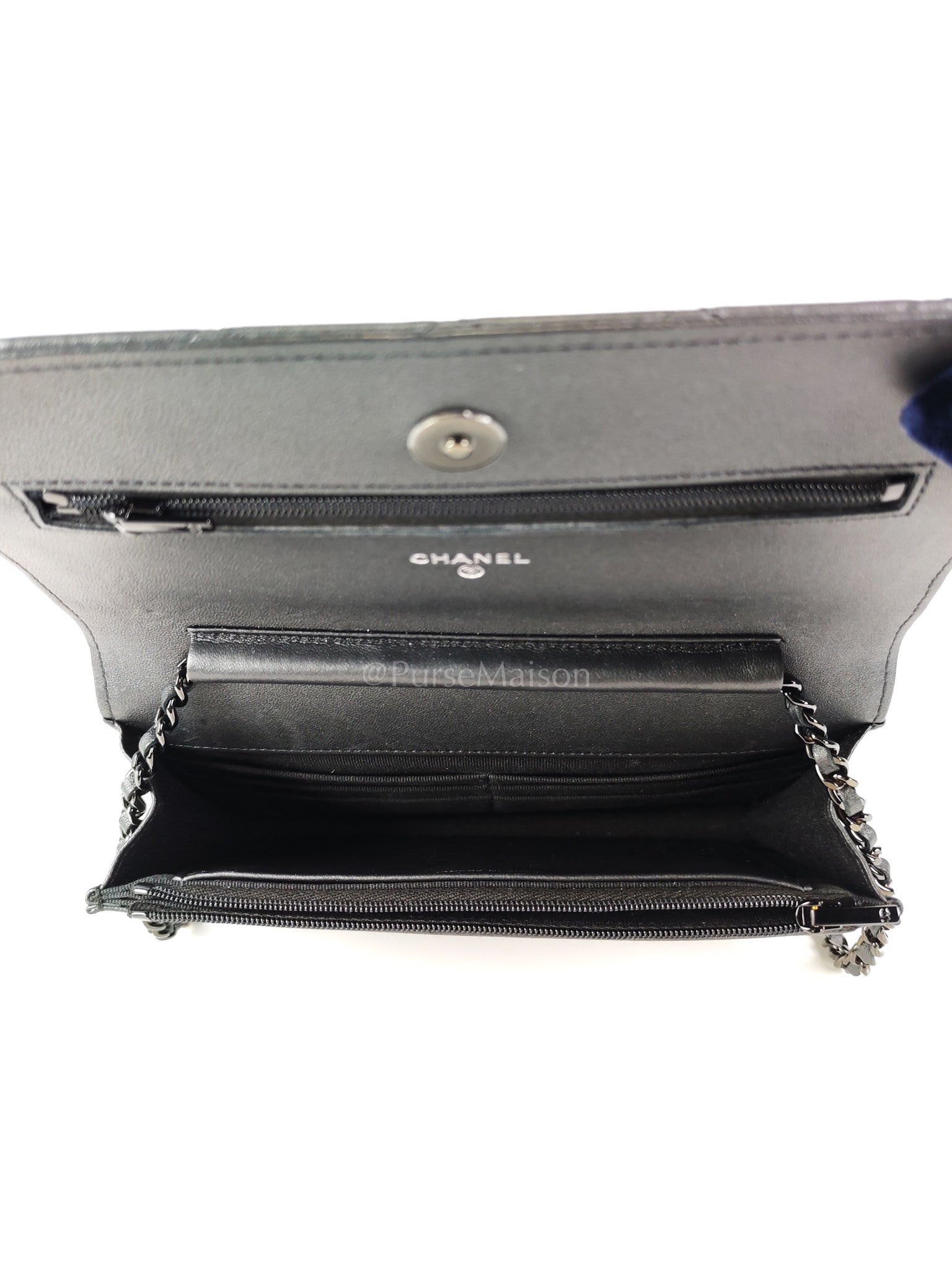 Wallet On Chain (WOC) So Black in Iridescent Lambskin Leather (Microchip) | Purse Maison Luxury Bags Shop