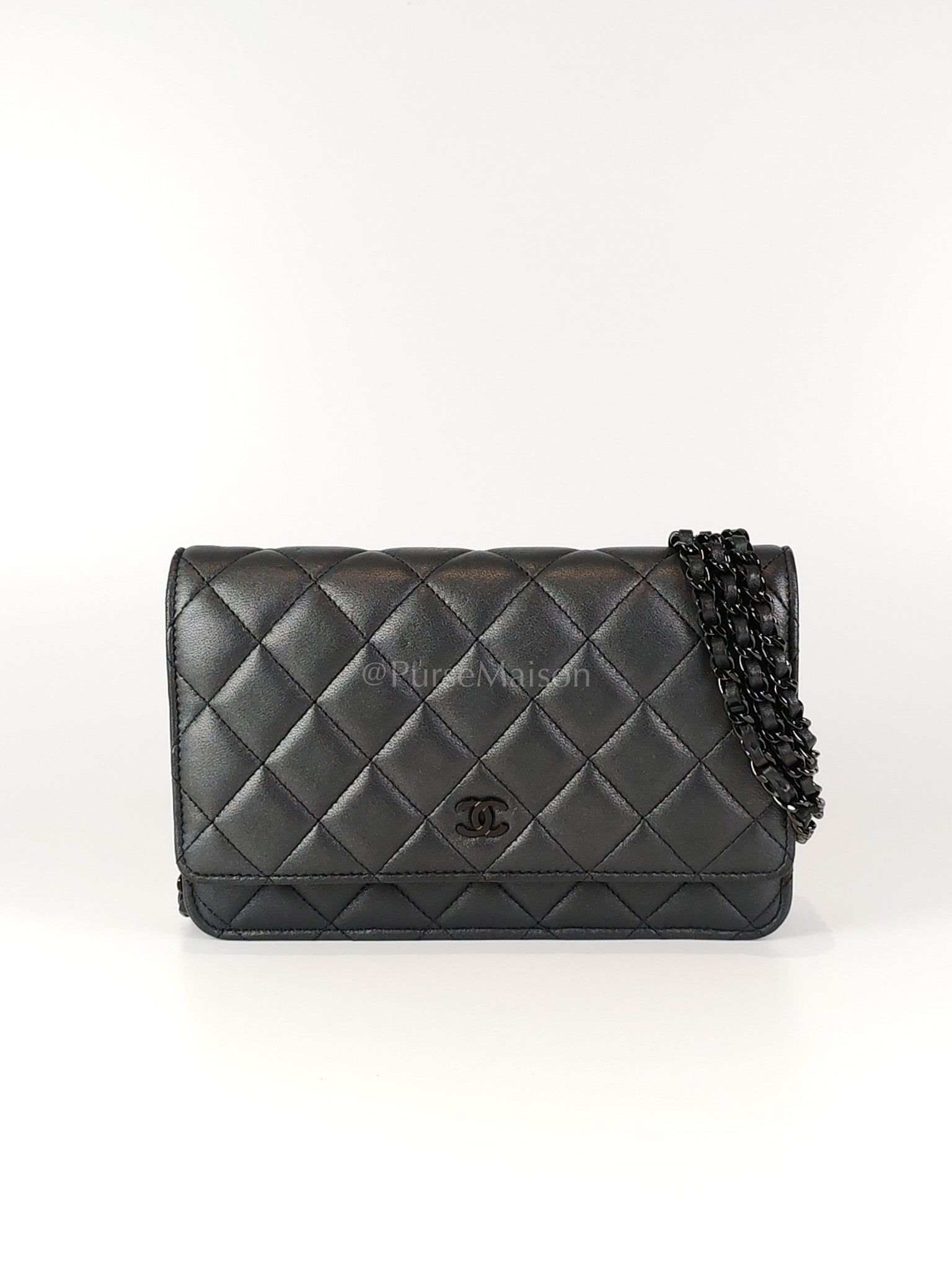 Wallet On Chain (WOC) So Black in Iridescent Lambskin Leather (Microchip) | Purse Maison Luxury Bags Shop