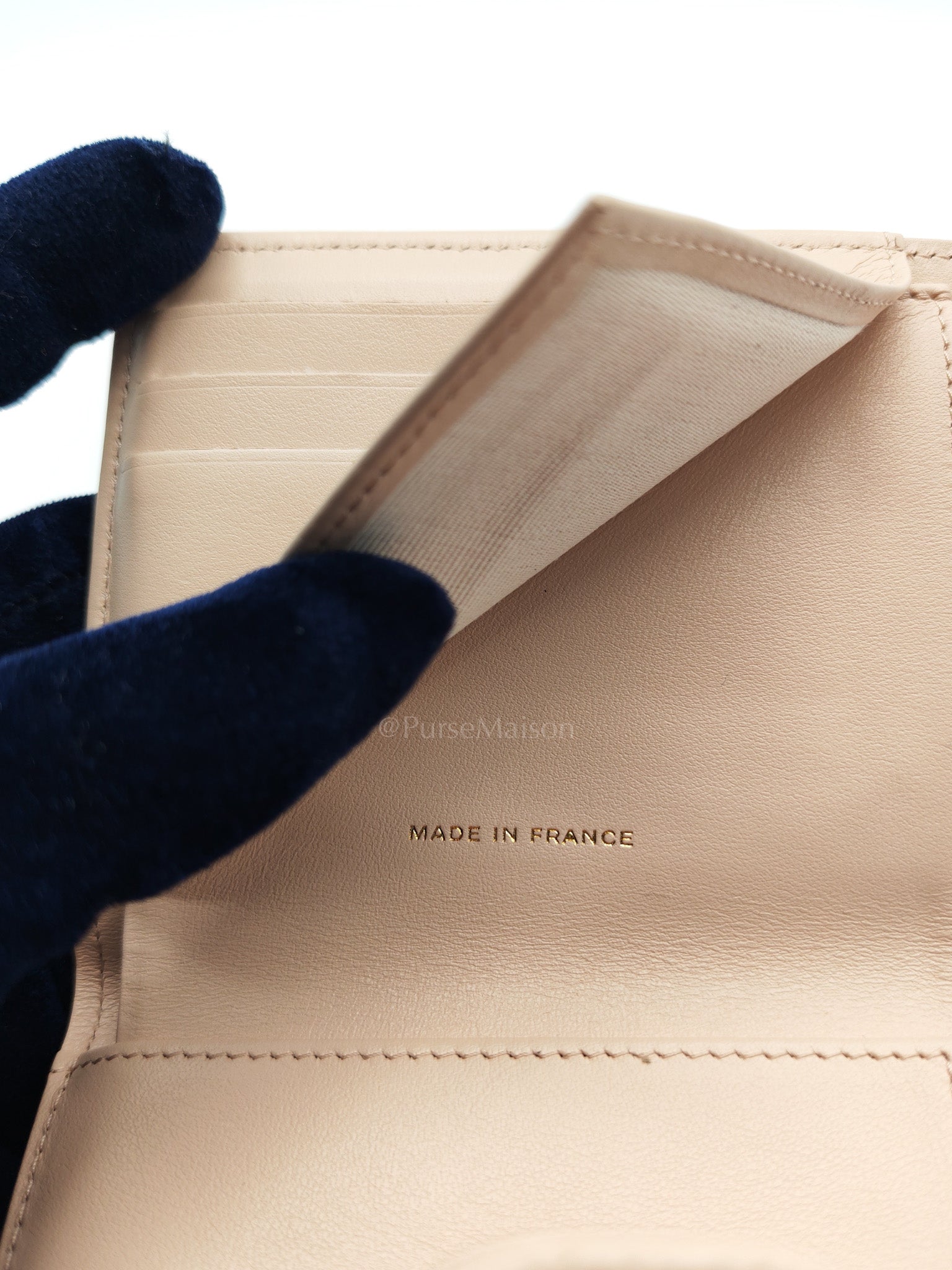 Classic Coin Case Flap Compact Wallet in Iredescent Beige Quilted Caviar Leather & Gold Hardware Series 31