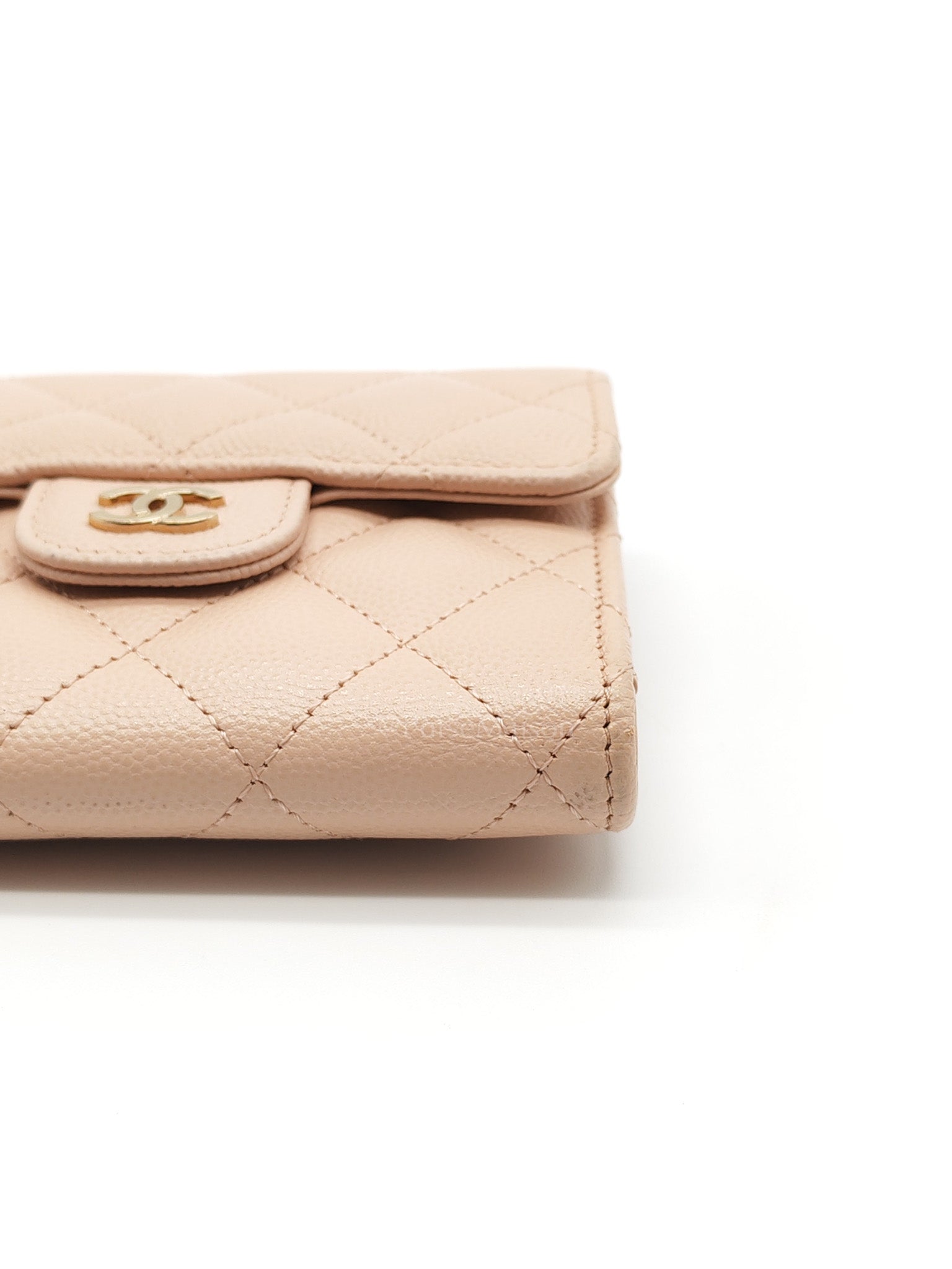 Classic Coin Case Flap Compact Wallet in Iredescent Beige Quilted Caviar Leather & Gold Hardware Series 31