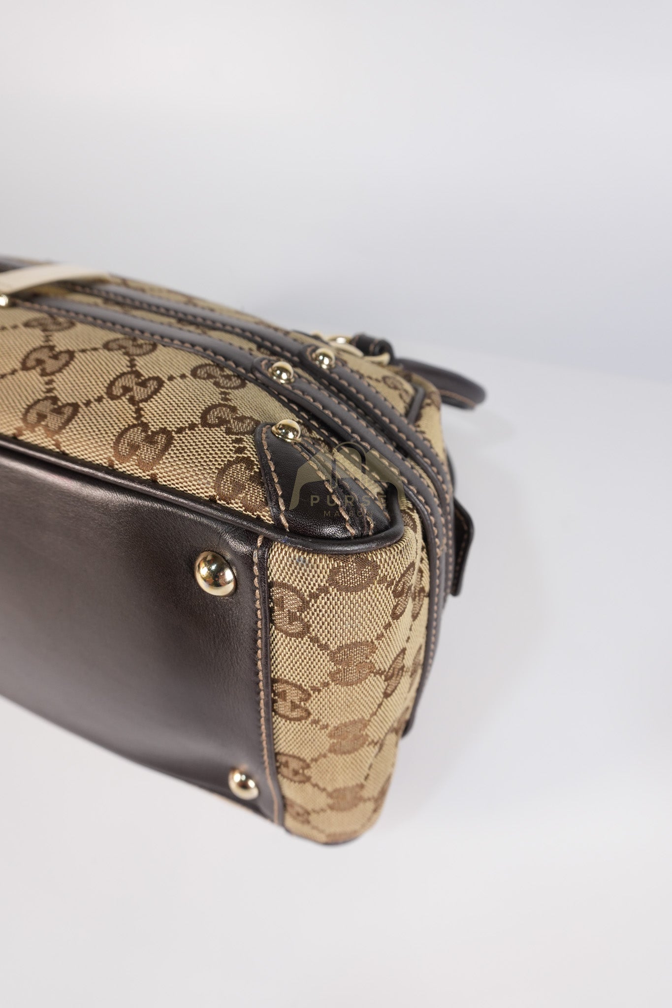 Wave Boston Medium in Beige/Ebony GG Canvas | Purse Maison Luxury Bags Shop