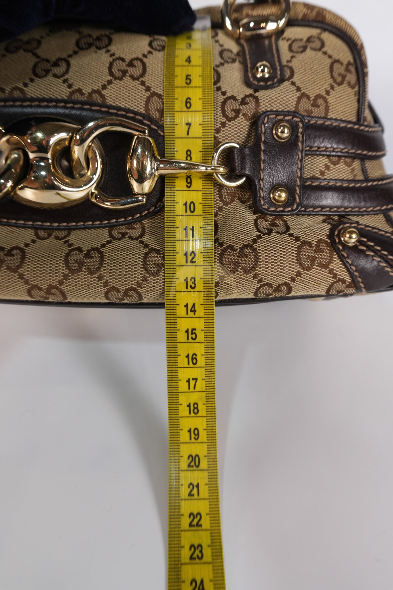 Wave Boston Medium in Beige/Ebony GG Canvas | Purse Maison Luxury Bags Shop