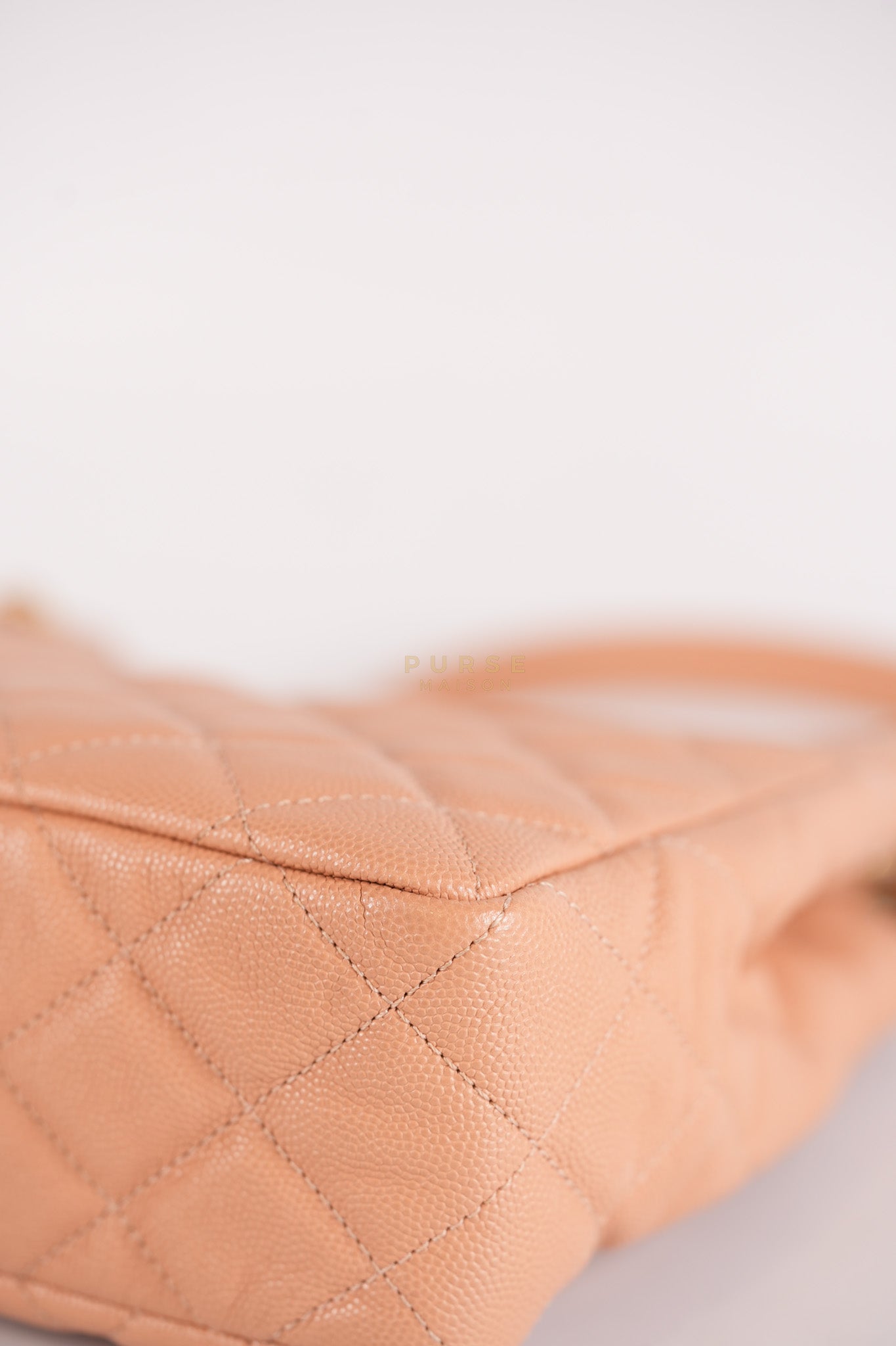 Wavy Small Hobo Caramel Caviar Leather in Aged Gold Hardware (Microchip) | Purse Maison Luxury Bags Shop