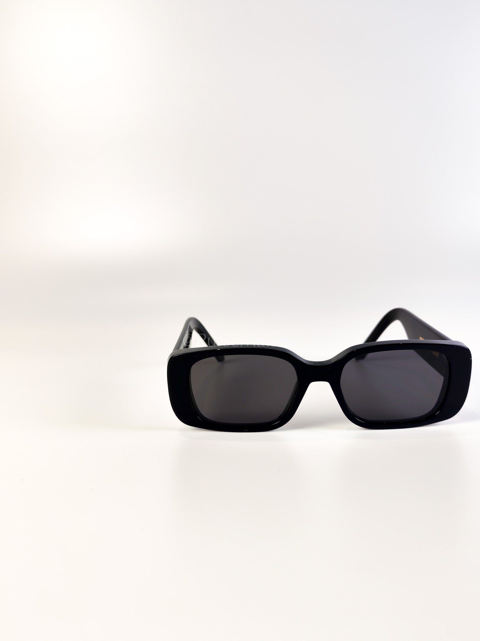 Wildior S2U Black Framed Sunglasses | Purse Maison Luxury Bags Shop