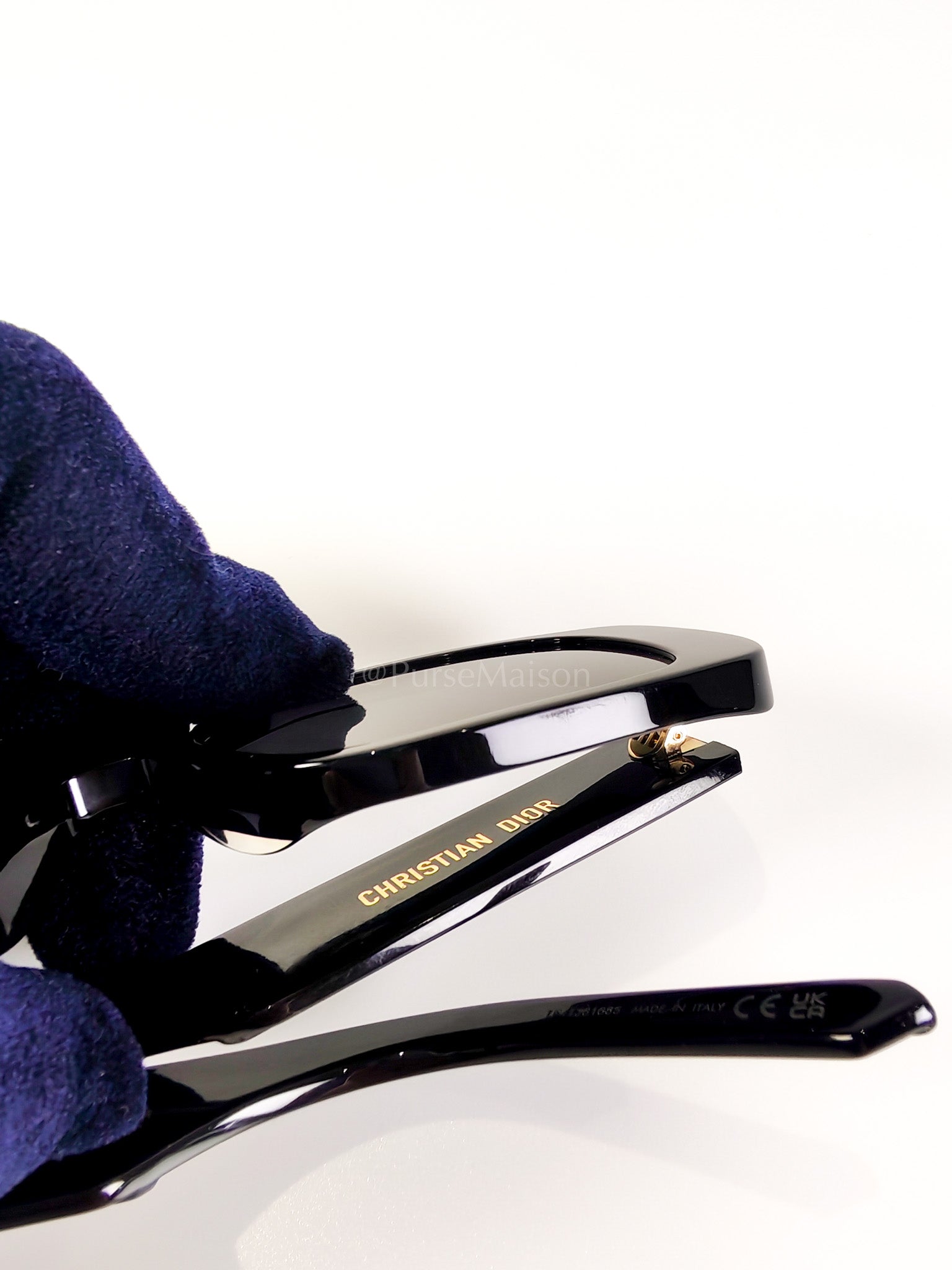 Wildior S2U Black Framed Sunglasses | Purse Maison Luxury Bags Shop