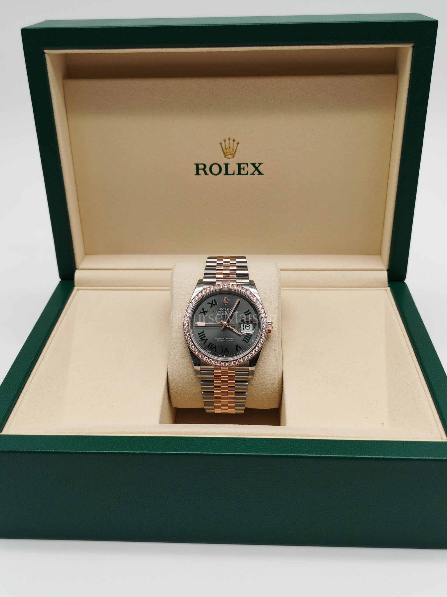 Wimbledon 36mm Oyster Perpetual Datejust Everose gold and Diamond Bezel Jubilee Stainless Steel Strap Year 2025 (Reference Number: 126281RBR) | Purse Maison Luxury Bags Shop