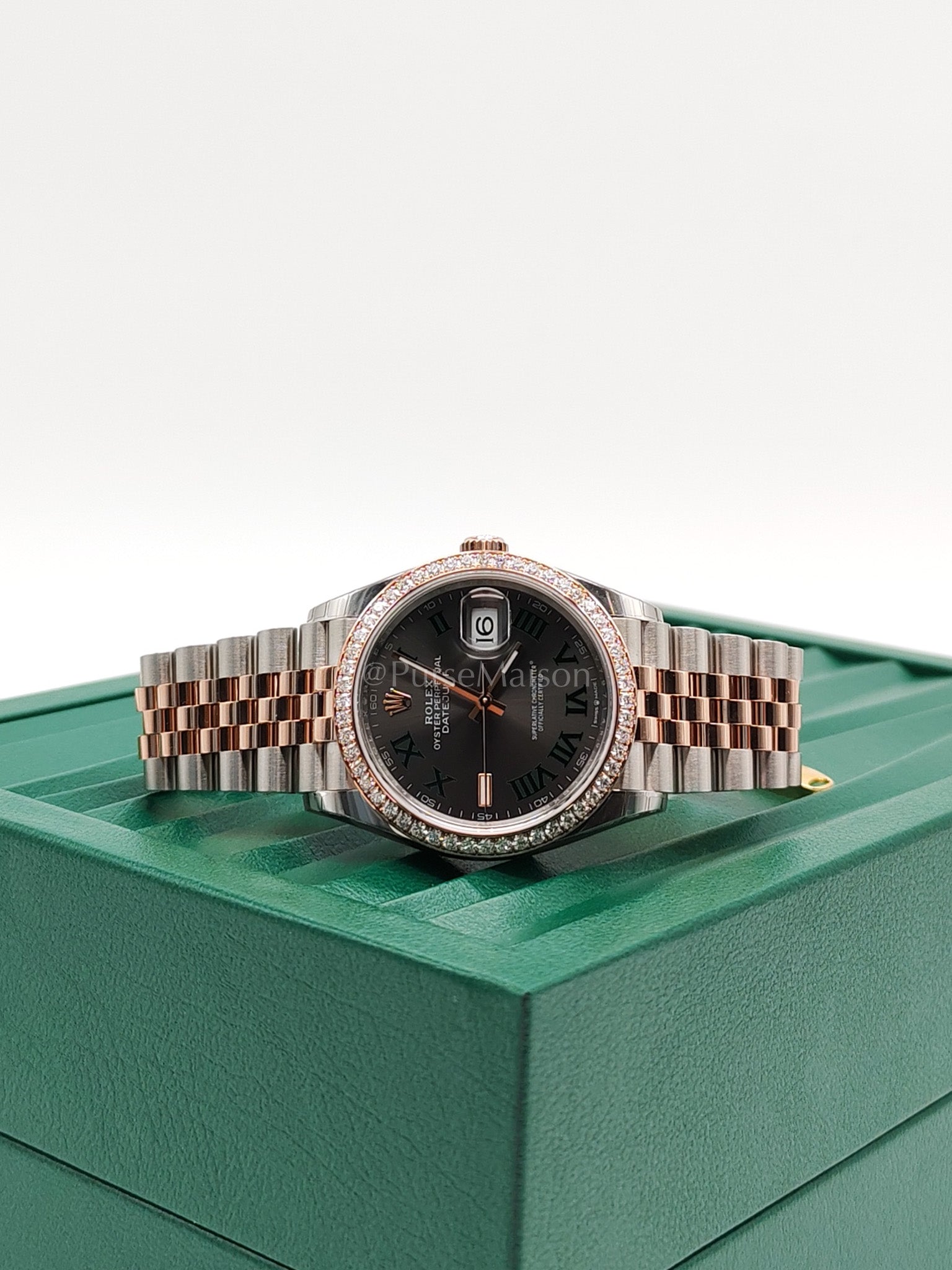 Wimbledon 36mm Oyster Perpetual Datejust Everose gold and Diamond Bezel Jubilee Stainless Steel Strap Year 2025 (Reference Number: 126281RBR) | Purse Maison Luxury Bags Shop