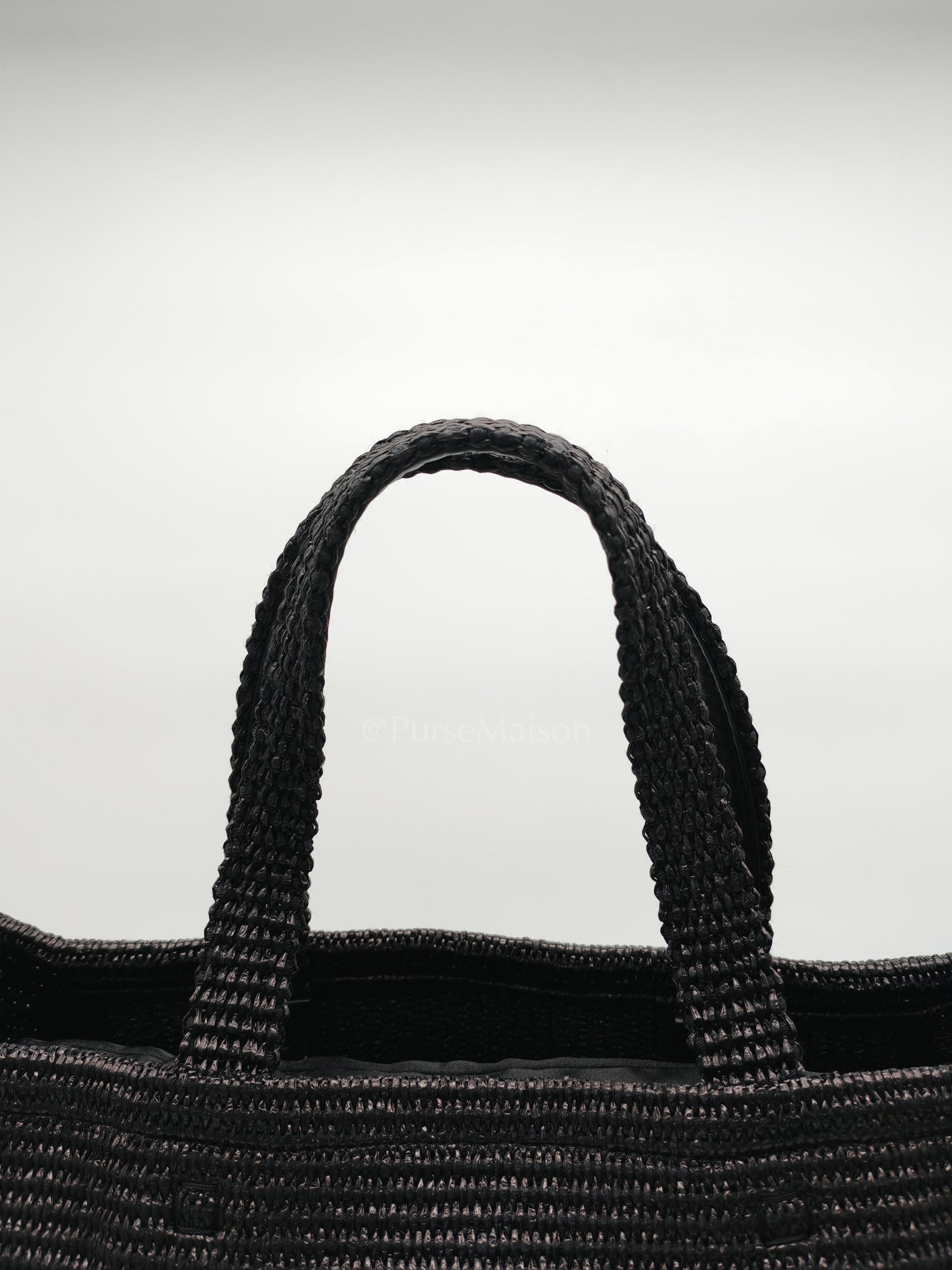 Woven Soft Raffia Medium Black Beach Tote Bag | Purse Maison Luxury Bags Shop