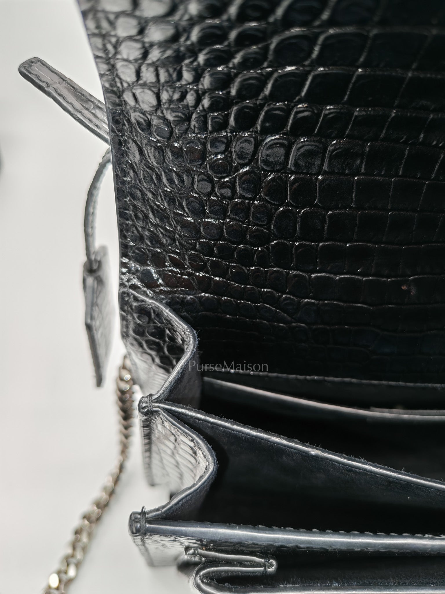 Yves Saint Laurent Sunset Medium Shoulder Bag in Black Shiny Crocodile Leather and Silver Hardware
