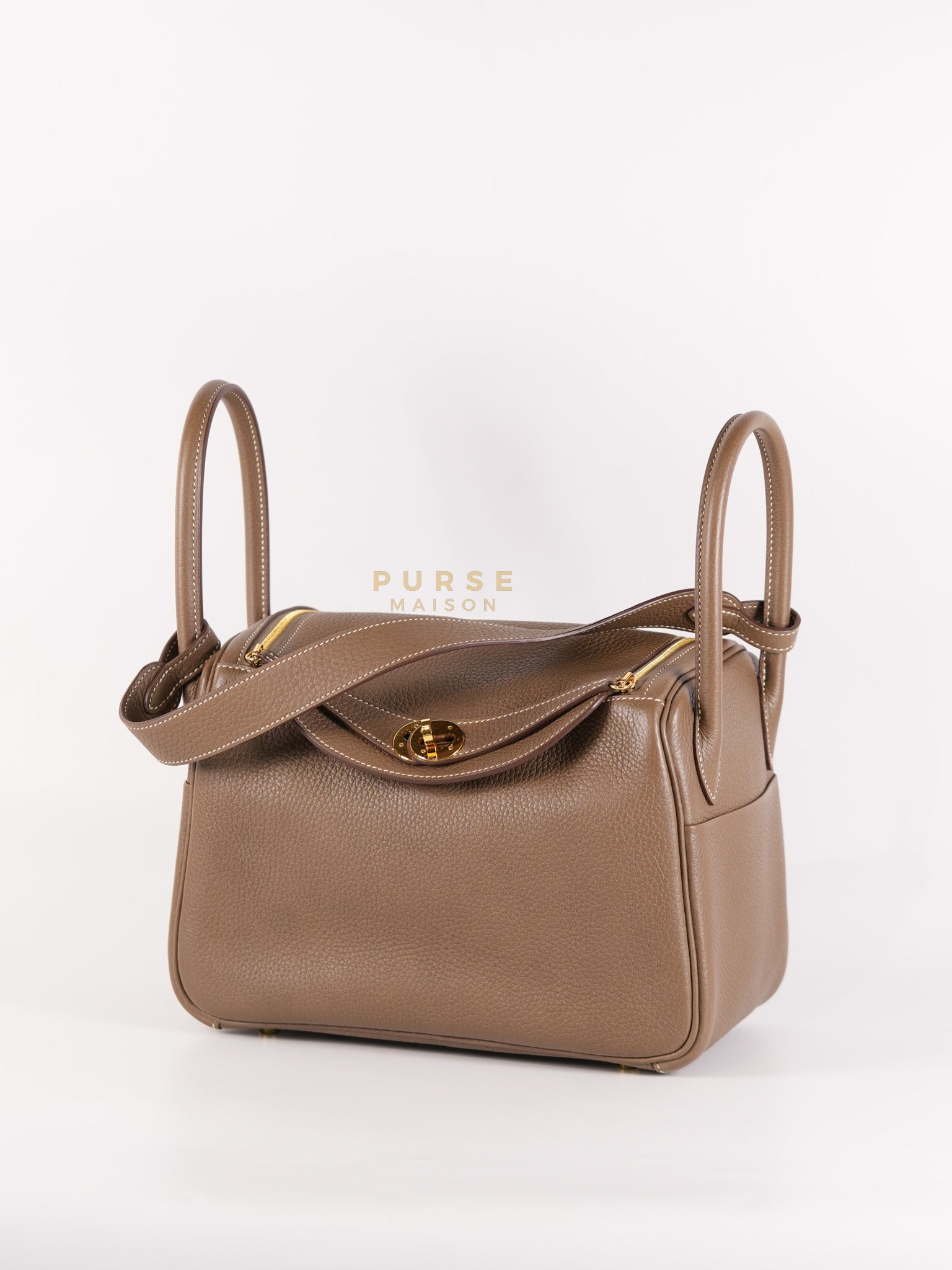Lindy 26 Etoupe in Togo Leather and Gold Hardware Stamp Y (2020)