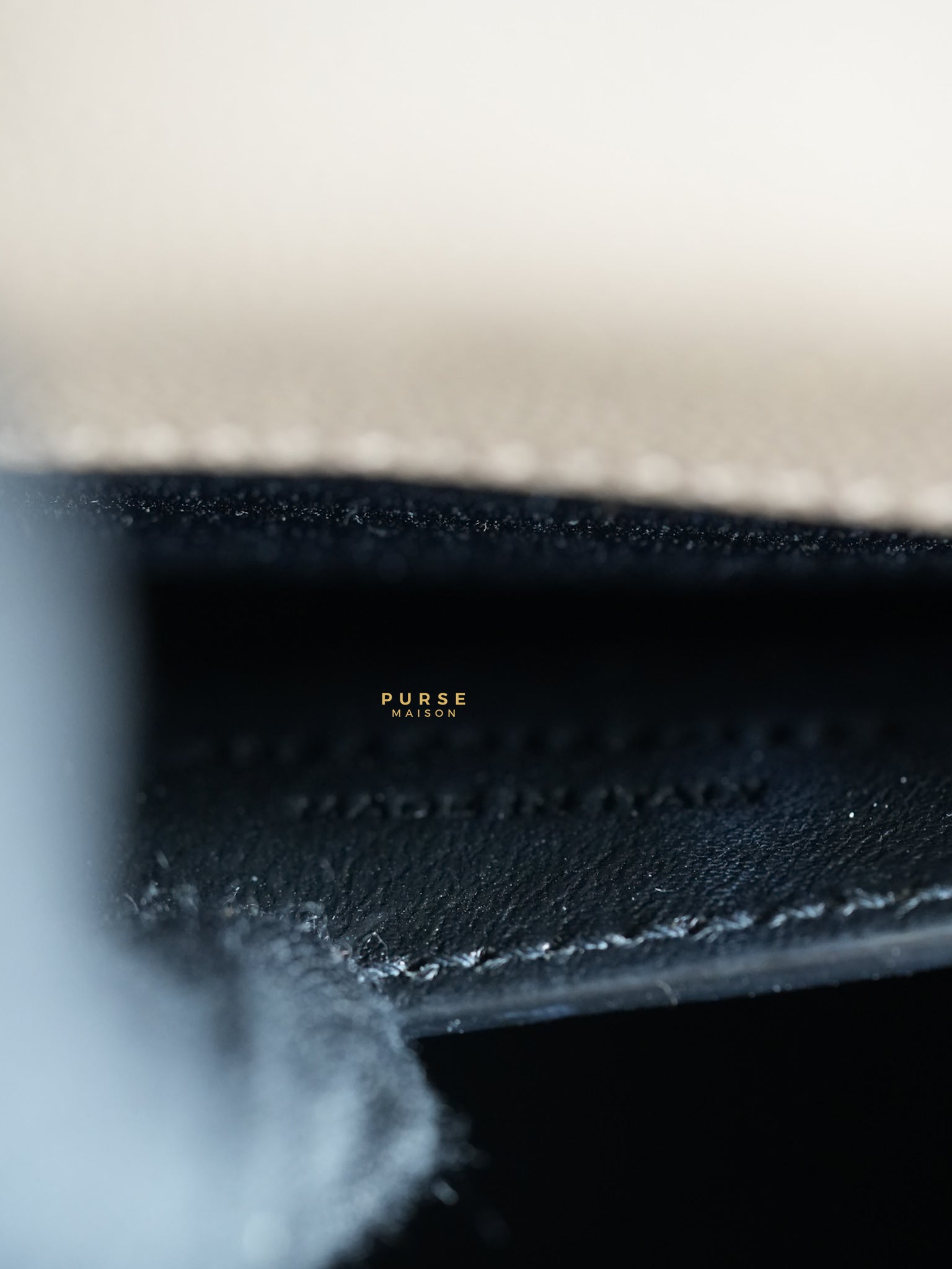 YSL Envelope Medium Bag in Mix Matelasse Grain De Poudre Embossed Dark Beige Leather | Purse Maison Luxury Bags Shop