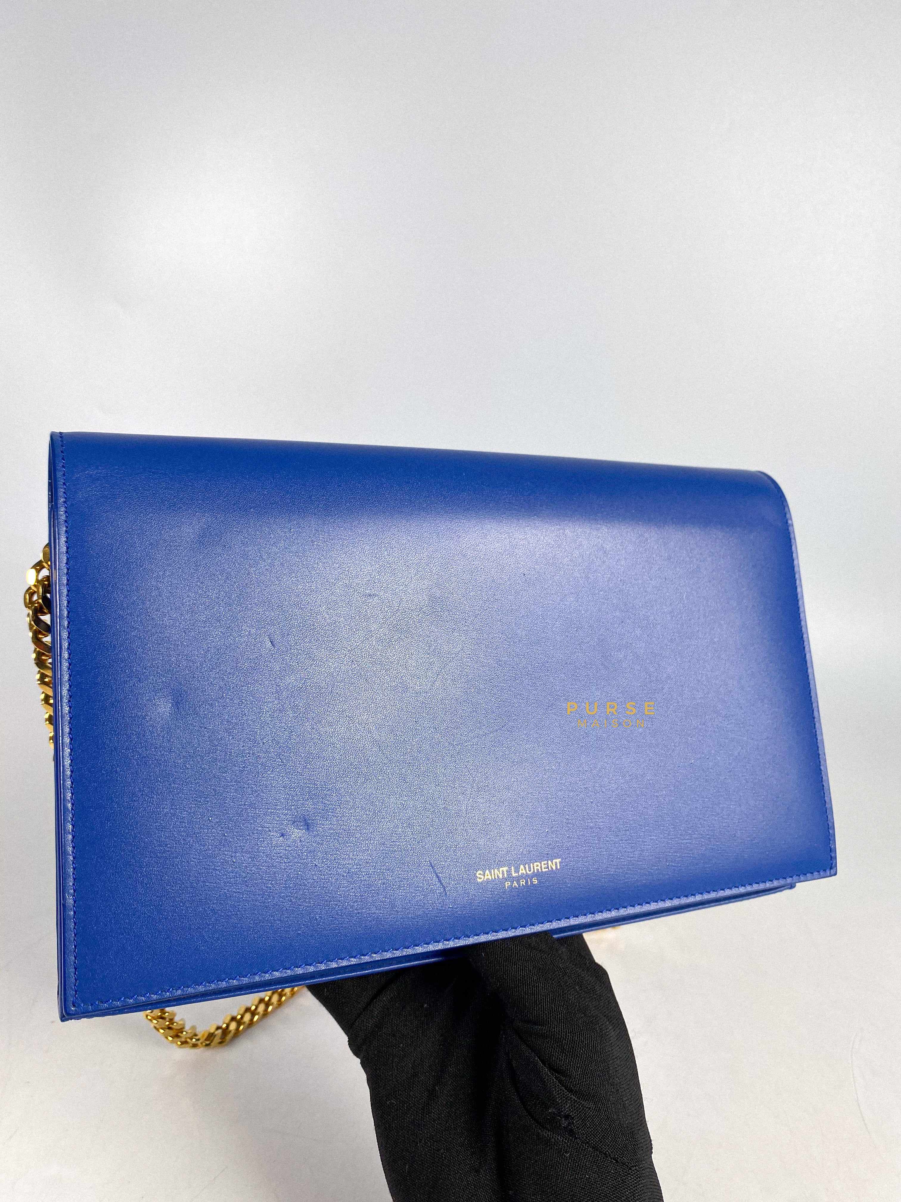 YSL Medium Wallet on Chain in Blue Smooth Calfskin Gold