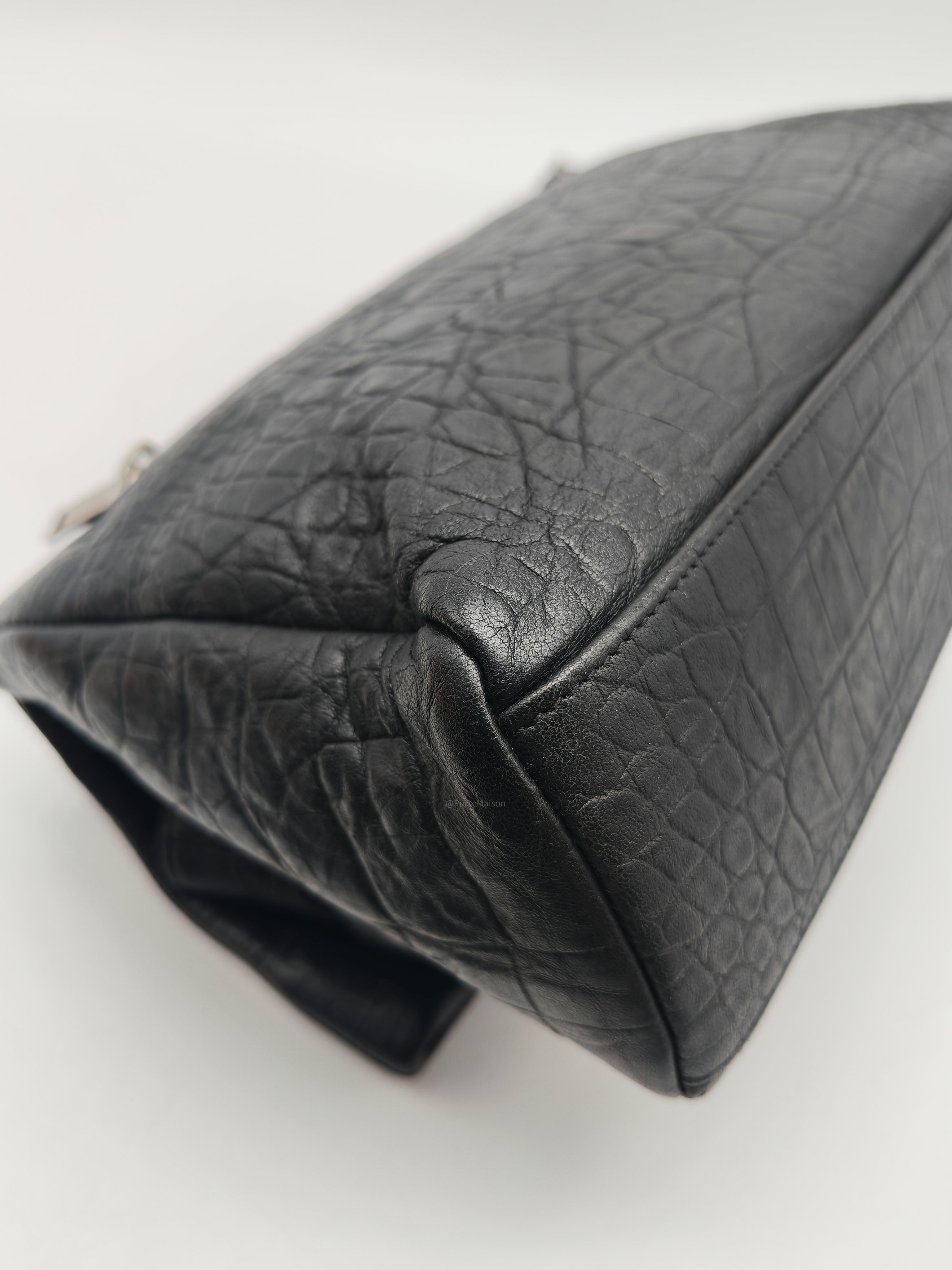 Yves Saint Laurent Medium West Hollywood Monogram Fold-over in Black Crocodile-Embossed Calfskin Leather Crossbody Bag