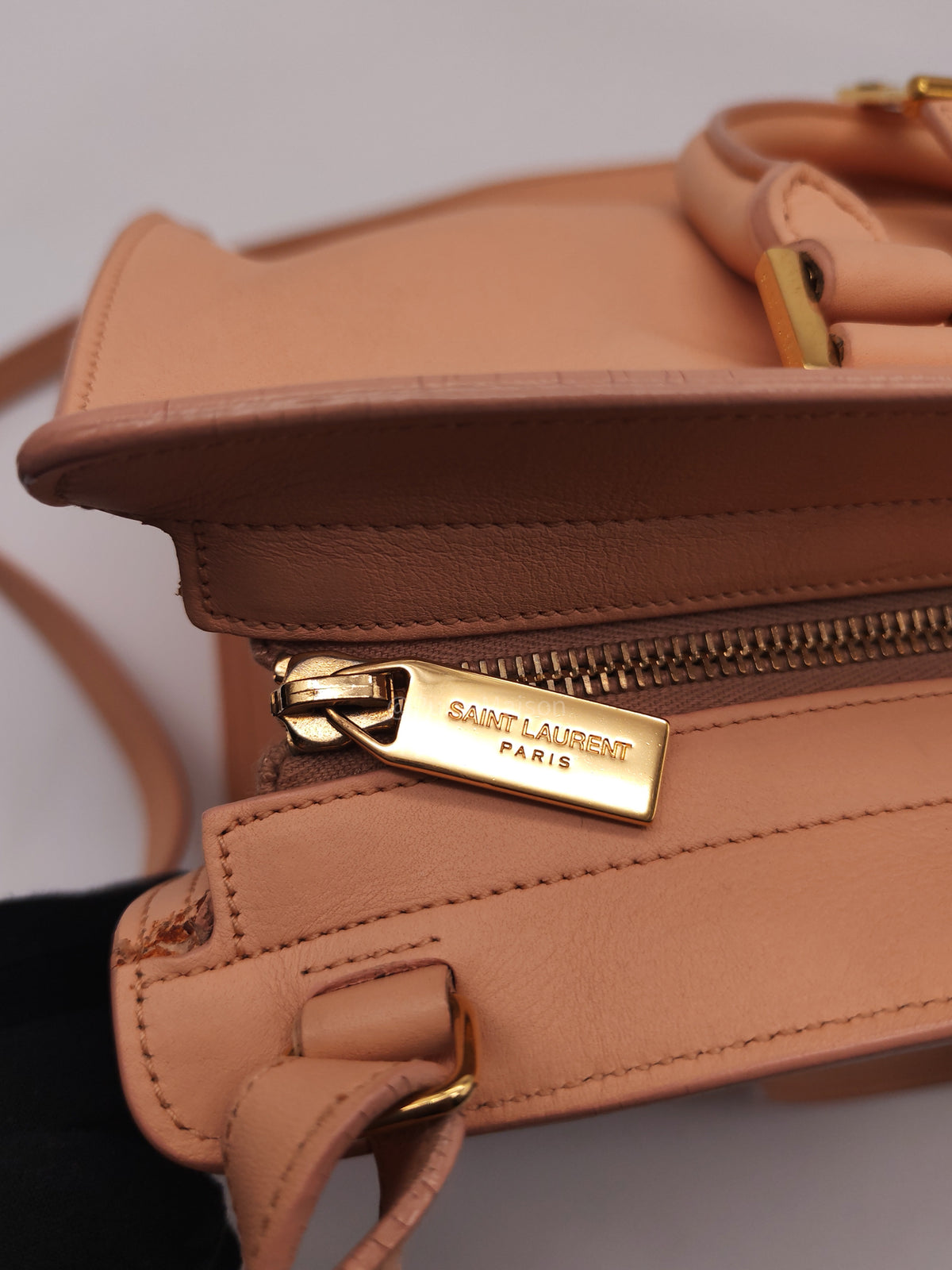 Yves Saint Laurent Cabas Chyc 2way Tote Bag in Peach Calfskin Leather and Gold Hardware | Purse Maison Luxury Bags Shop