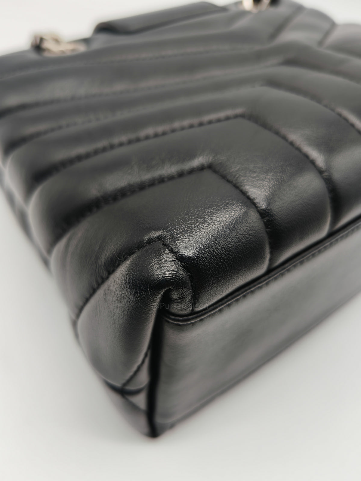 Yves Saint Laurent Loulou Shopping Tote Bag in Black Y Quilted Calfskin Leather and Silver Hardware | Purse Maison Luxury Bags Shop
