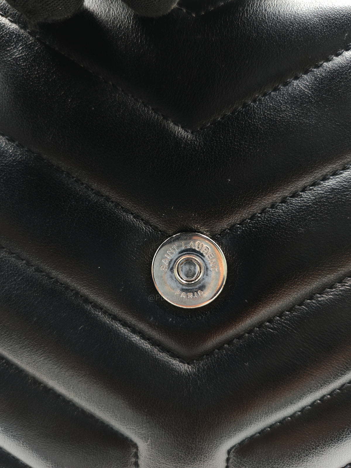 Yves Saint Laurent Loulou Shopping Tote Bag in Black Y Quilted Calfskin Leather and Silver Hardware | Purse Maison Luxury Bags Shop