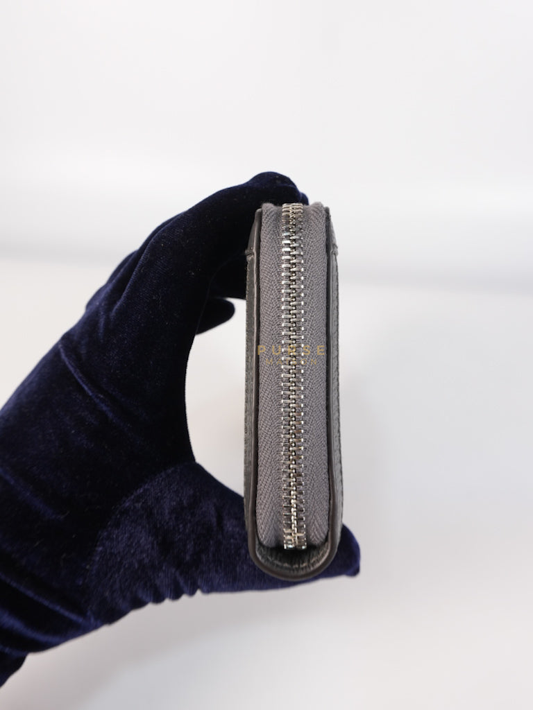 Zip Around Long Wallet in Gray & Black GG Supreme Canvas | Purse Maison Luxury Bags Shop