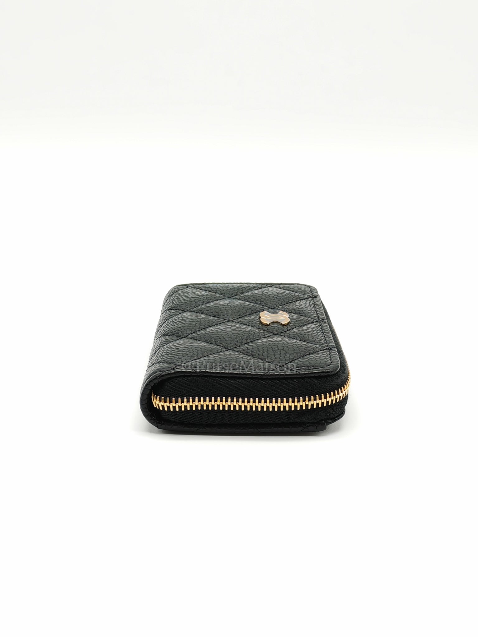 Zip Cardholder in Black Caviar Leather and Gold Hardware (Microchip) | Purse Maison Luxury Bags Shop