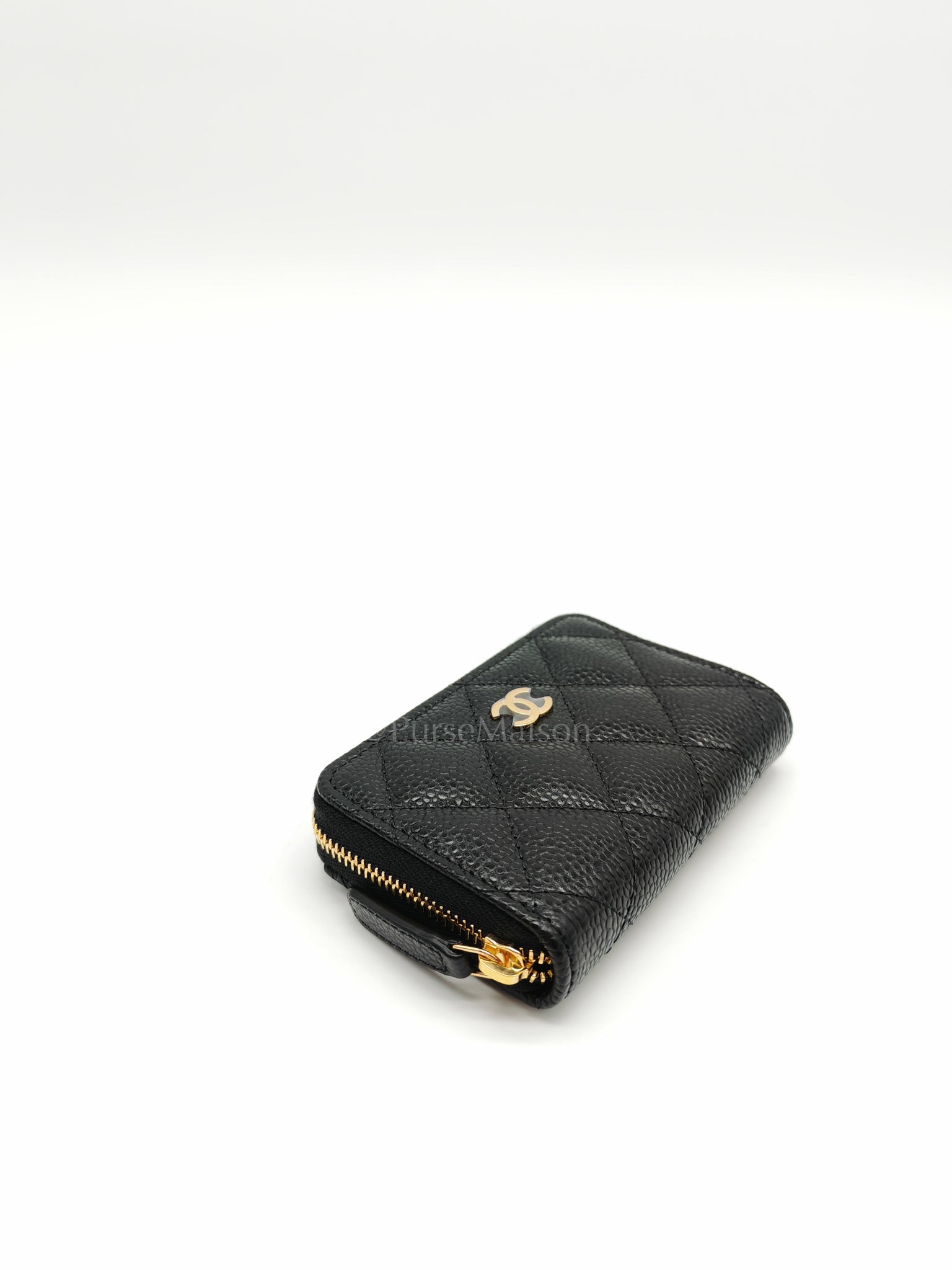 Zip Cardholder in Black Caviar Leather and Gold Hardware (Microchip) | Purse Maison Luxury Bags Shop