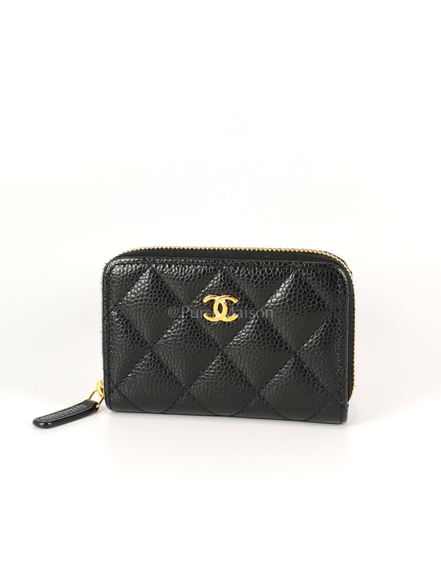 Zippy Card Holder in Black Caviar Leather and Gold Hardware (Microchip) | Purse Maison Luxury Bags Shop