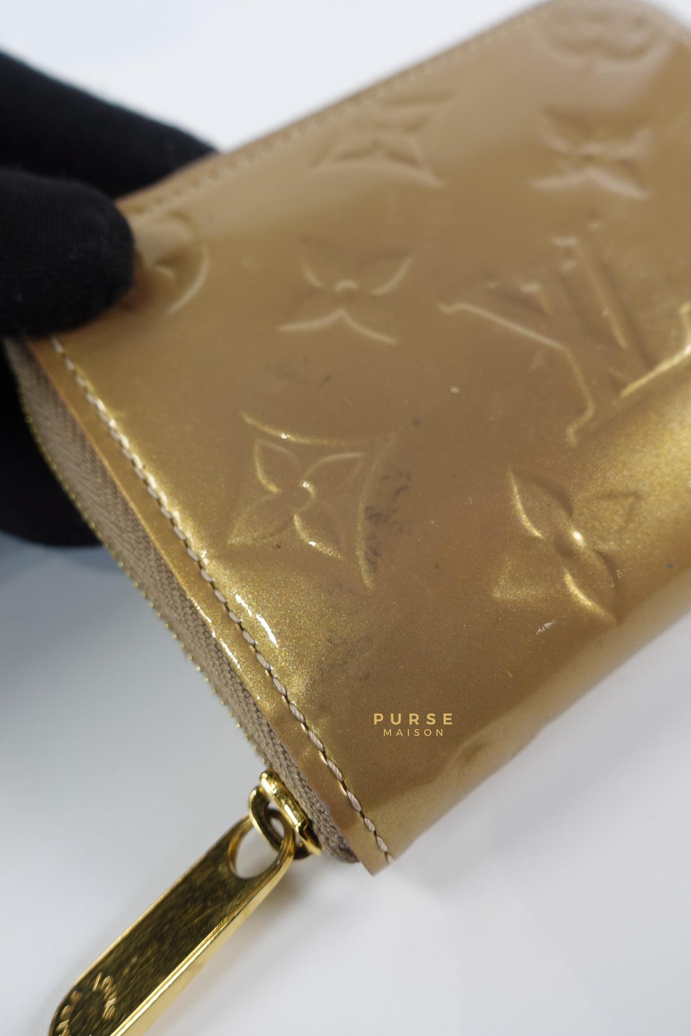 Zippy Coin Purse Wallet in Beige Pearl Vernis Patent Leather (Date code: TS2193) | Purse Maison Luxury Bags Shop