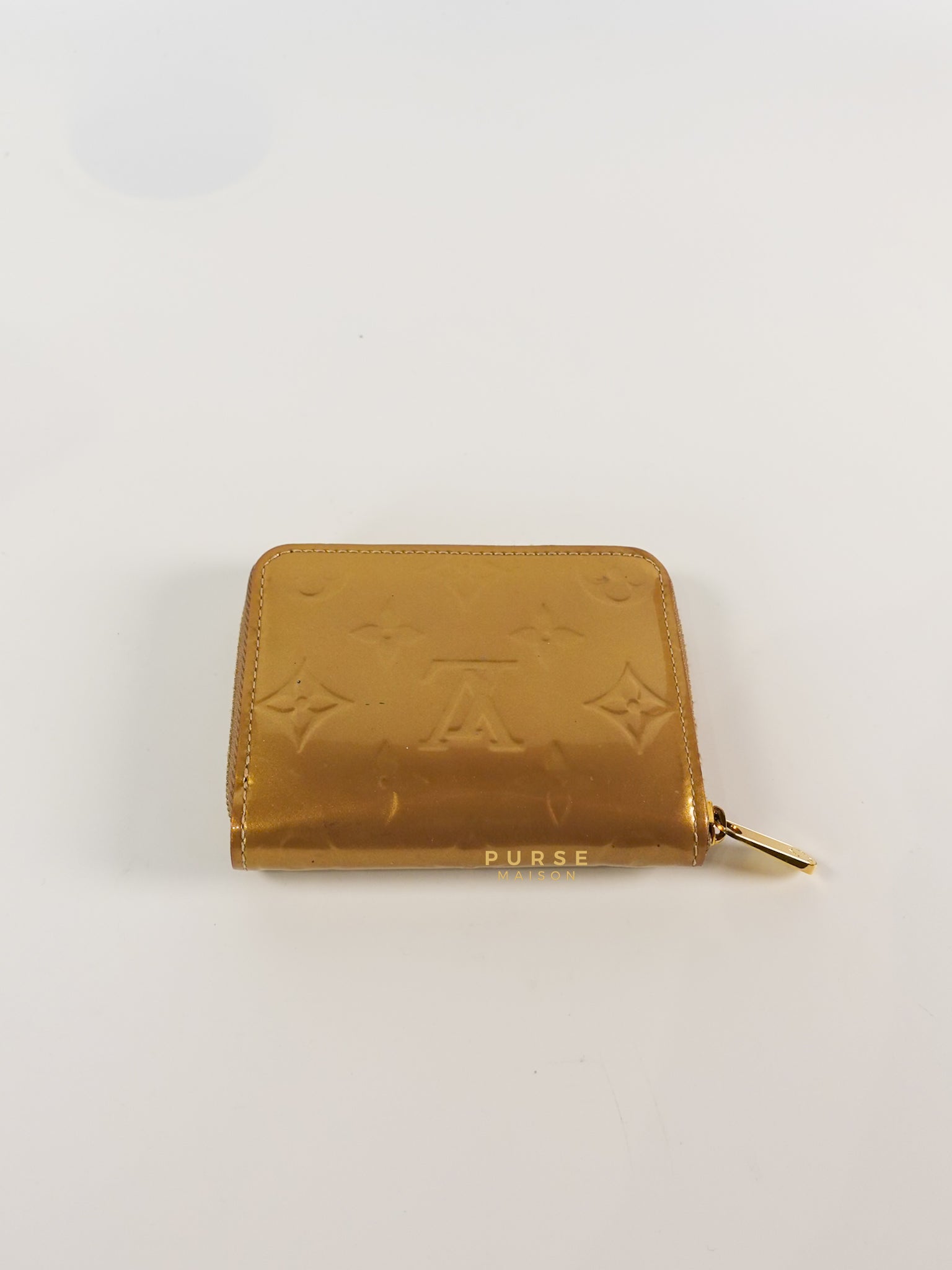 Zippy Coin Purse Wallet in Beige Pearl Vernis Patent Leather (Date code: TS2193) | Purse Maison Luxury Bags Shop