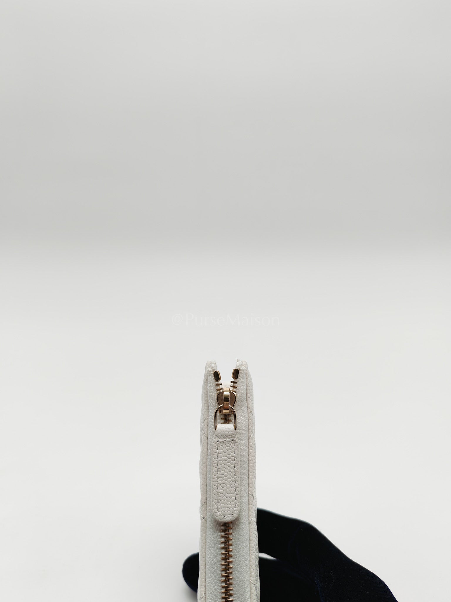 Zippy Key Pouch in White Quilted Caviar Leather and Light Gold Hardware (Microchip) | Purse Maison Luxury Bags Shop