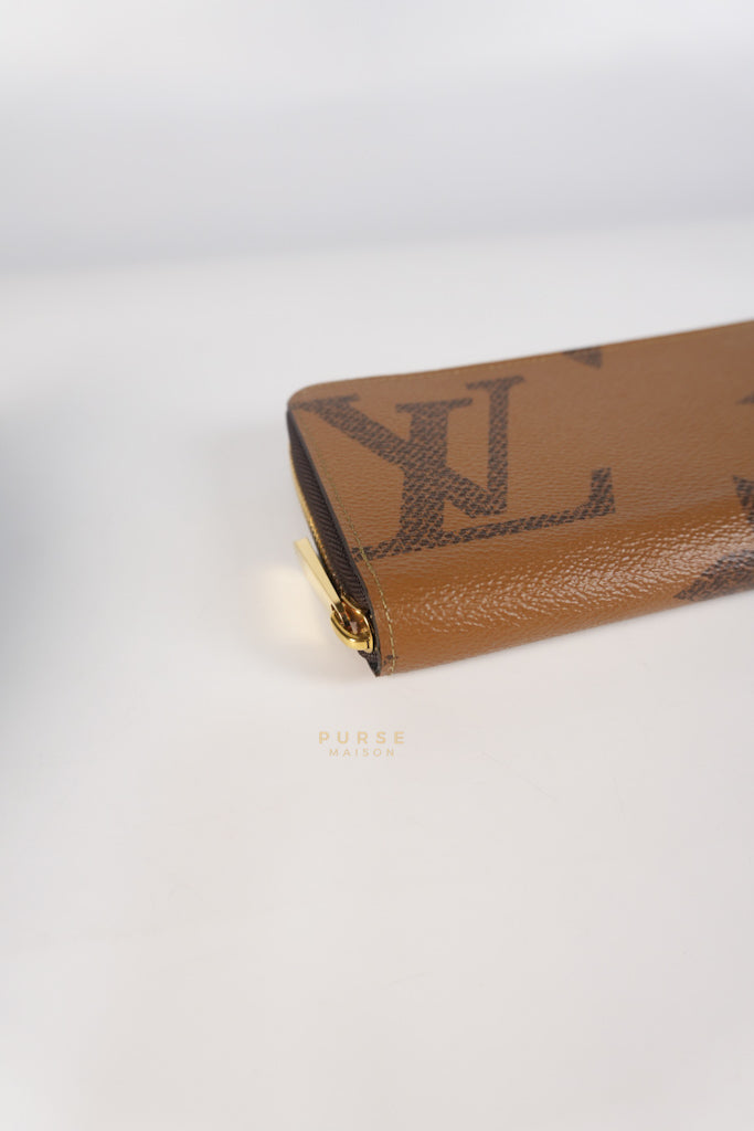 Zippy Long Wallet in Reverse Monogram Canvas (Microchip) | Purse Maison Luxury Bags Shop