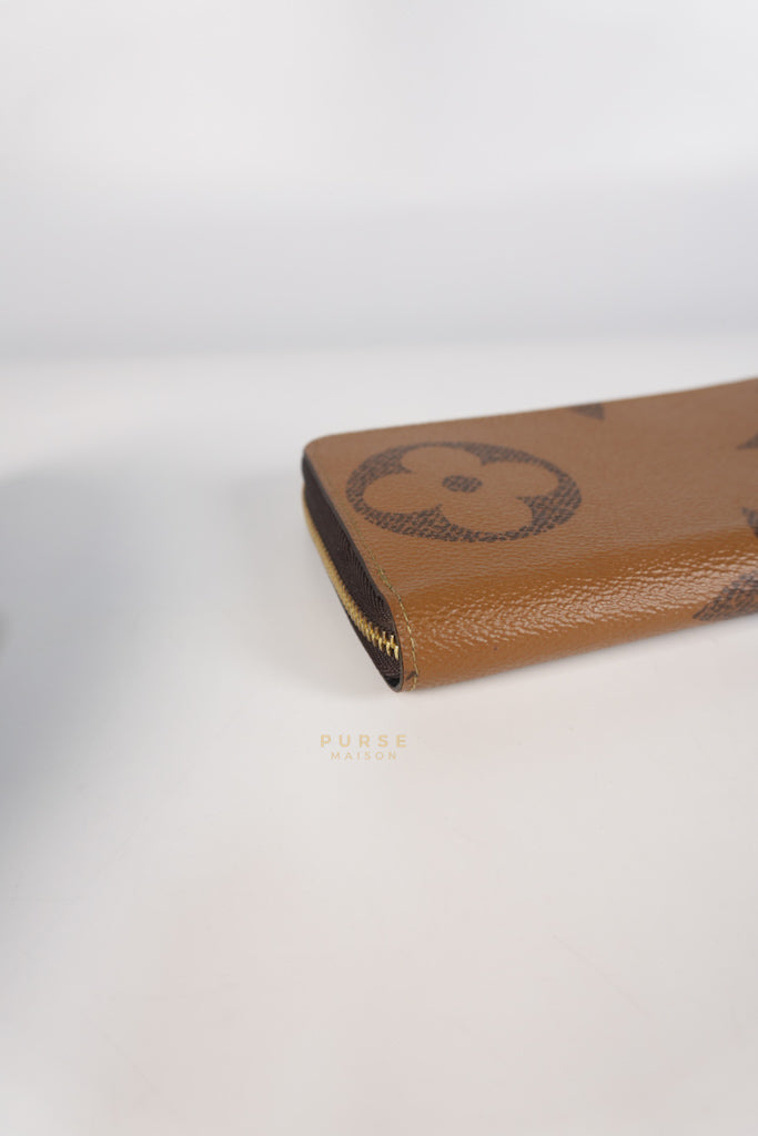 Zippy Long Wallet in Reverse Monogram Canvas (Microchip) | Purse Maison Luxury Bags Shop