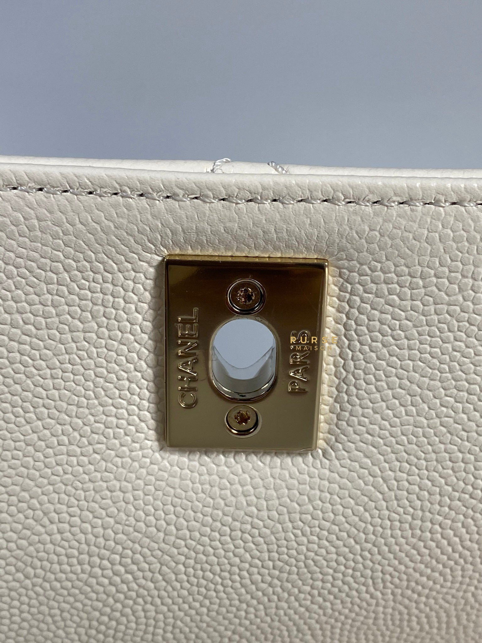 Chanel Coco Handle Medium 22P White Caviar & Light Gold Hardware (Microchip)