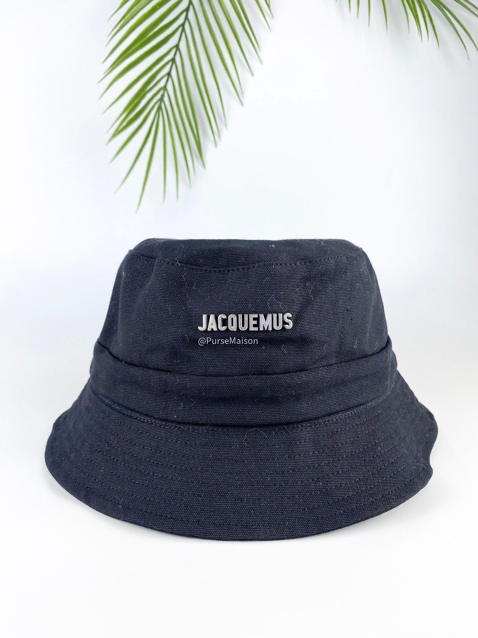 Jacquemus Le Bob Gadjo Bucket Hat (Black)